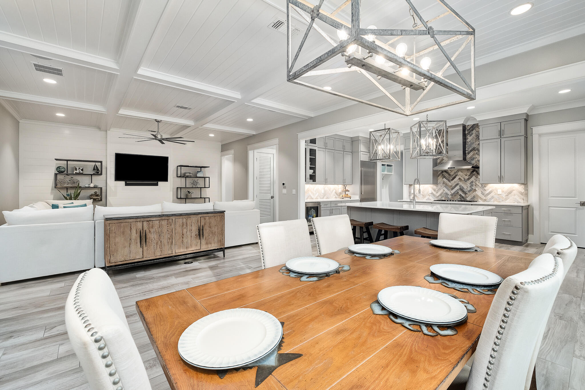 BAYOU POINT - Residential