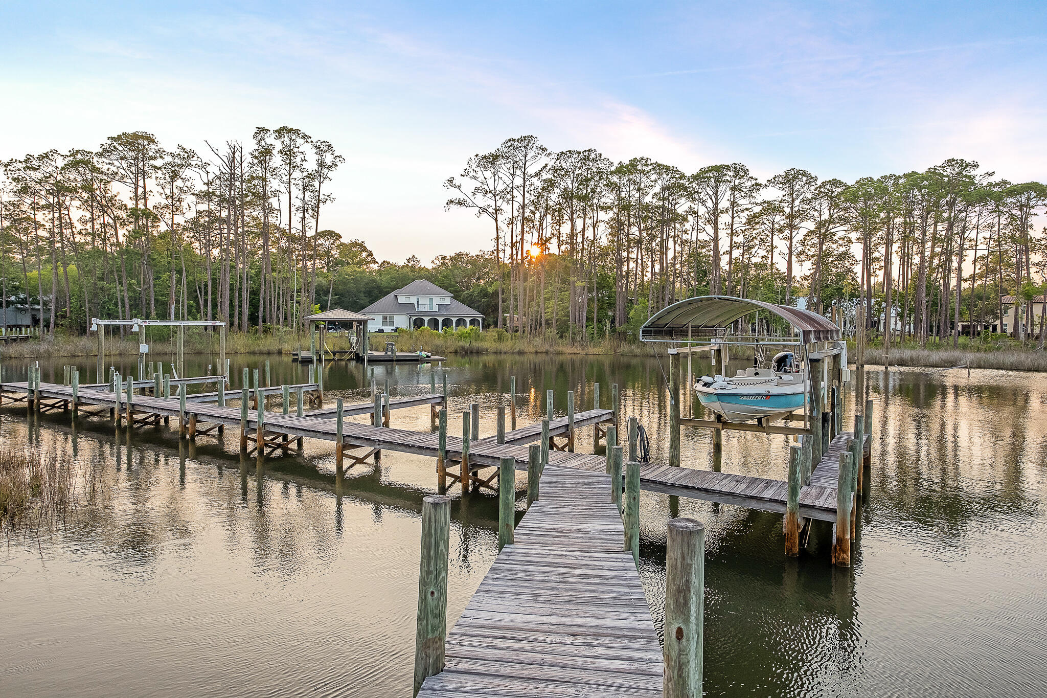BAYOU POINT - Residential