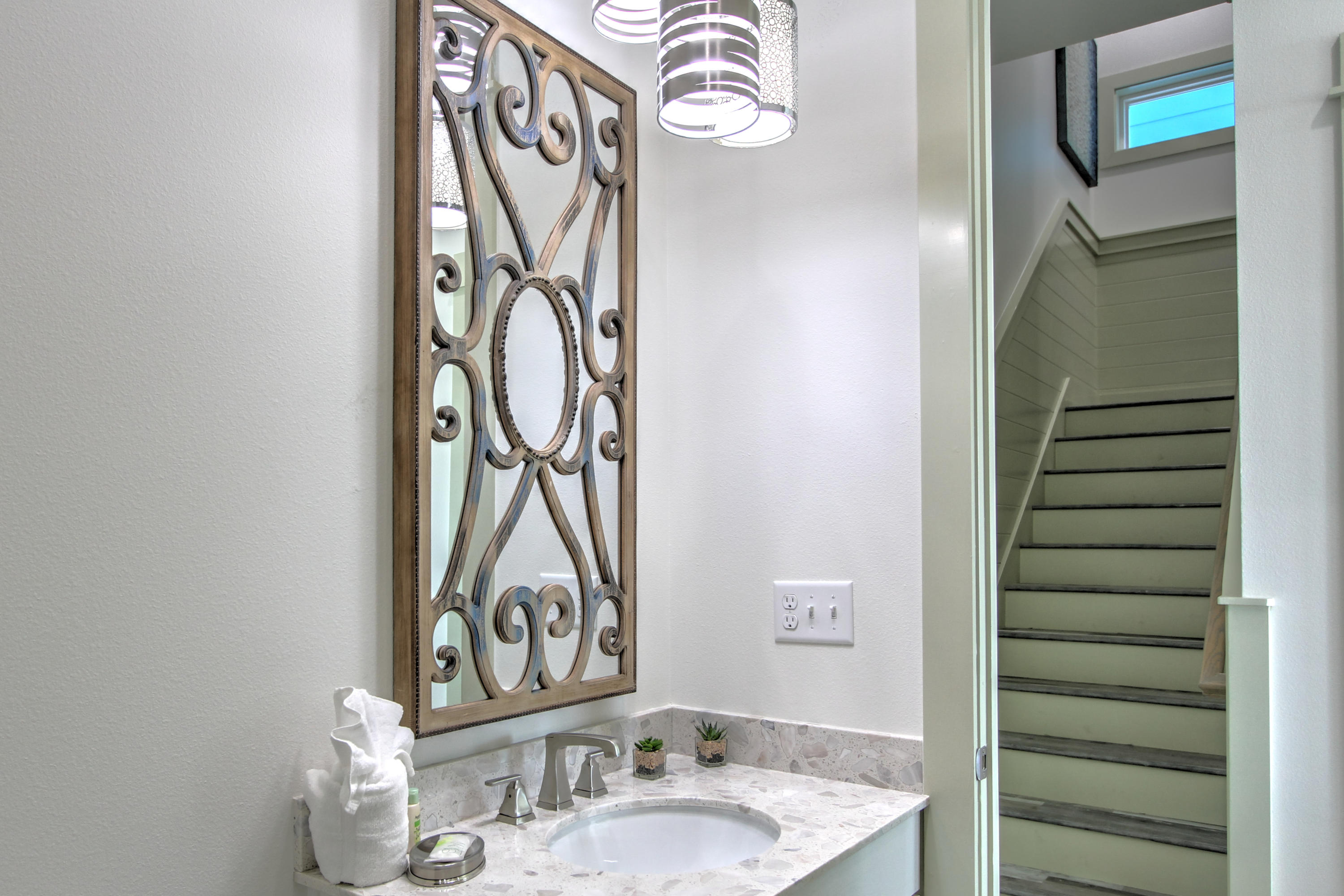 BELAIRE ESTATES - Residential