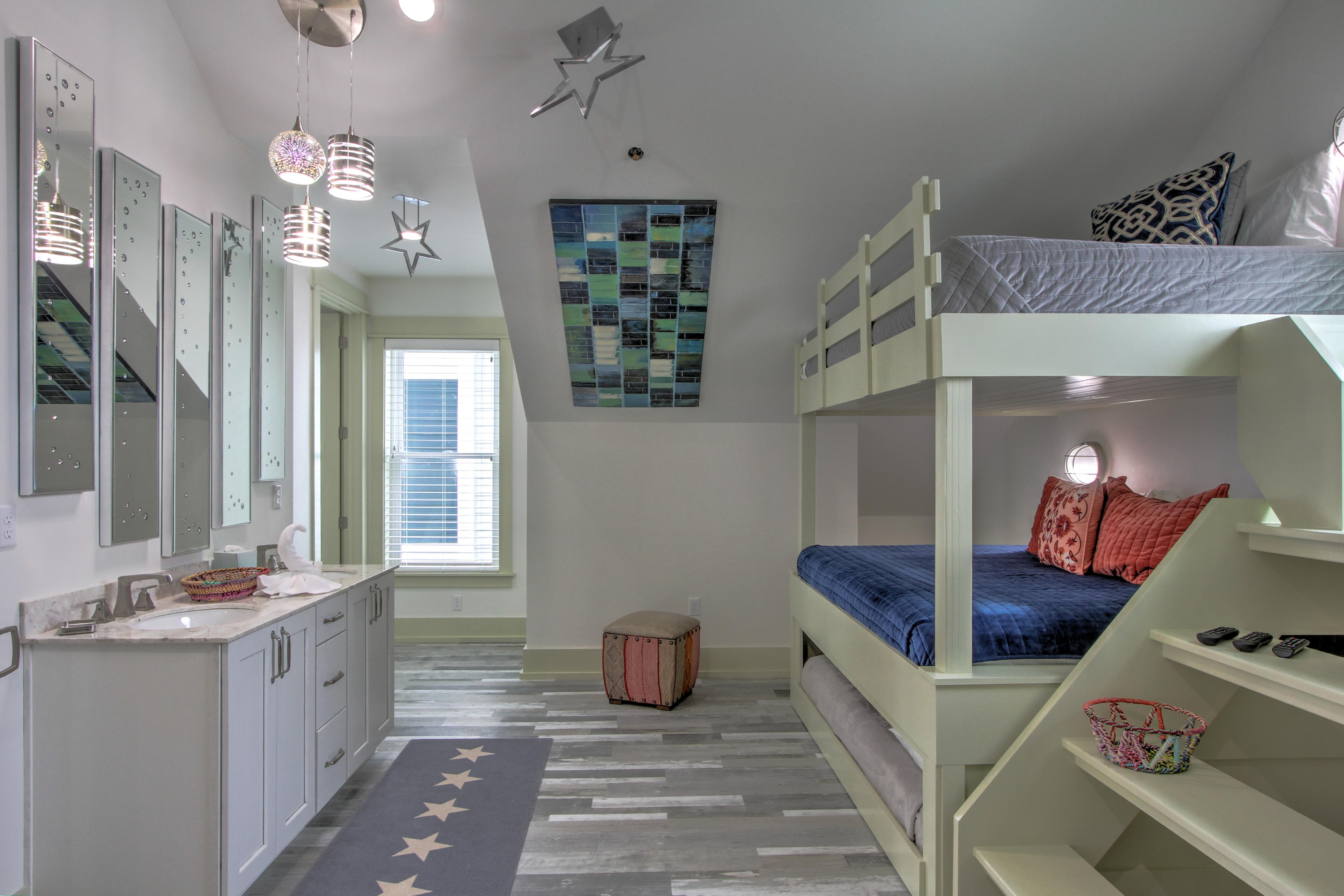 BELAIRE ESTATES - Residential