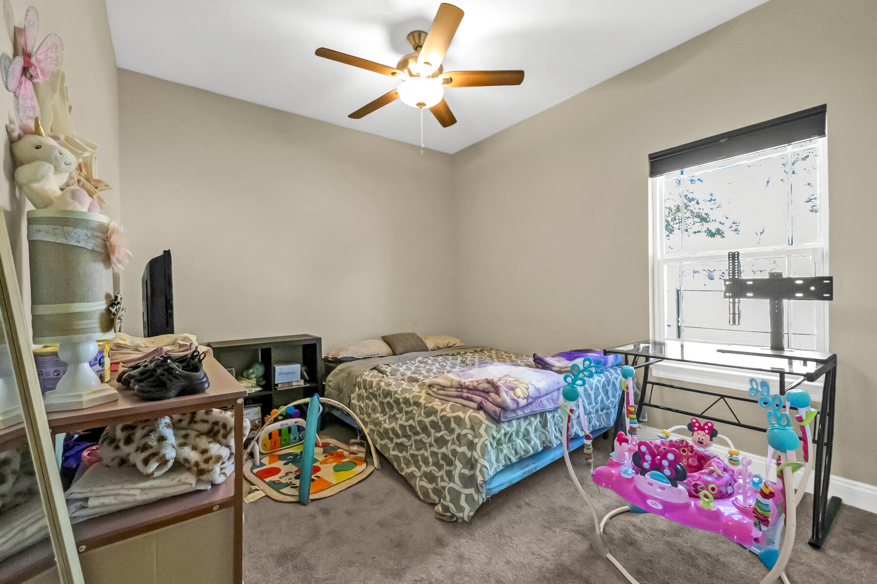 CRESCENT SHORES - Residential Lease