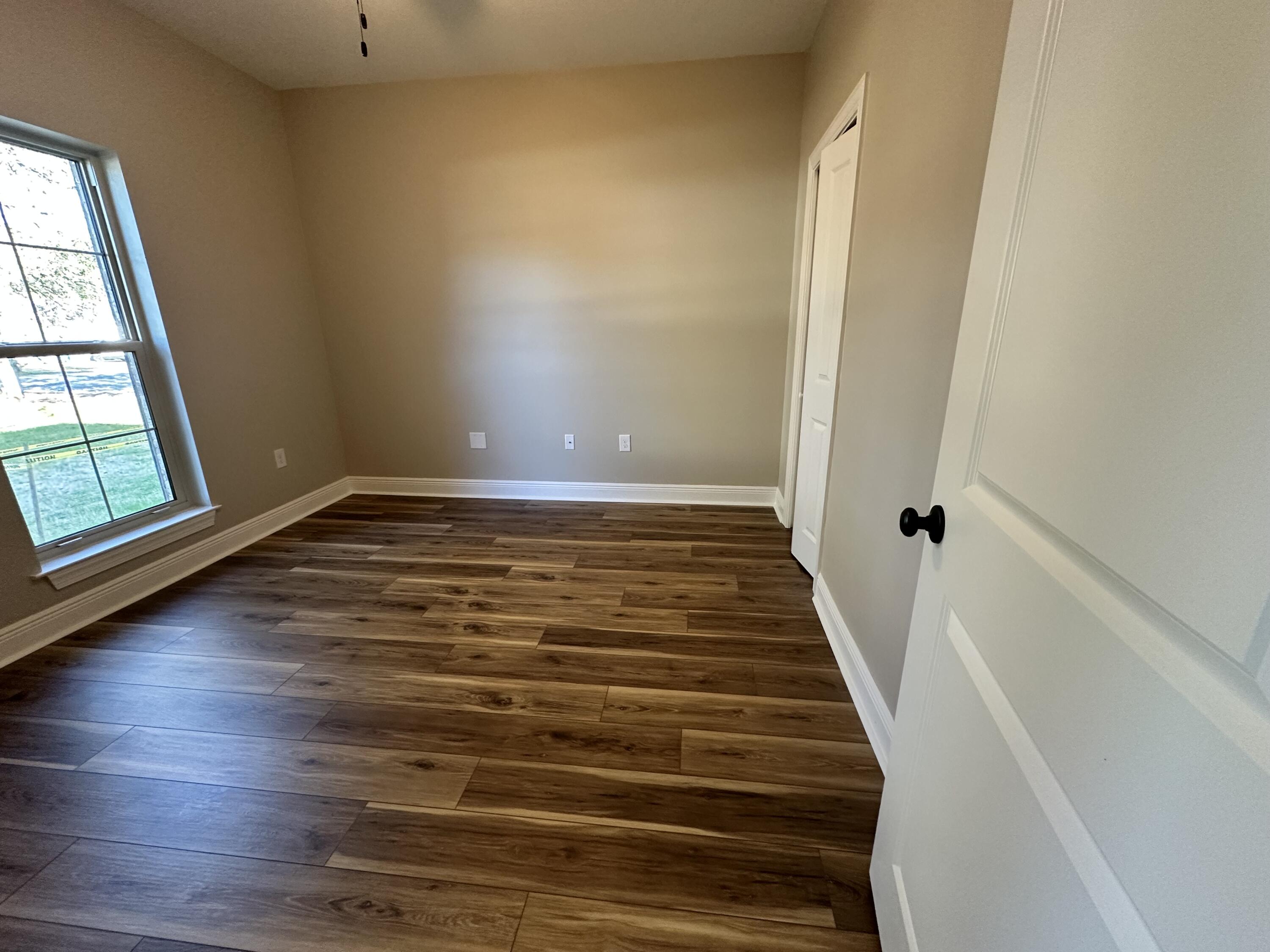 COUNTRY BREEZE ESTATES - Residential