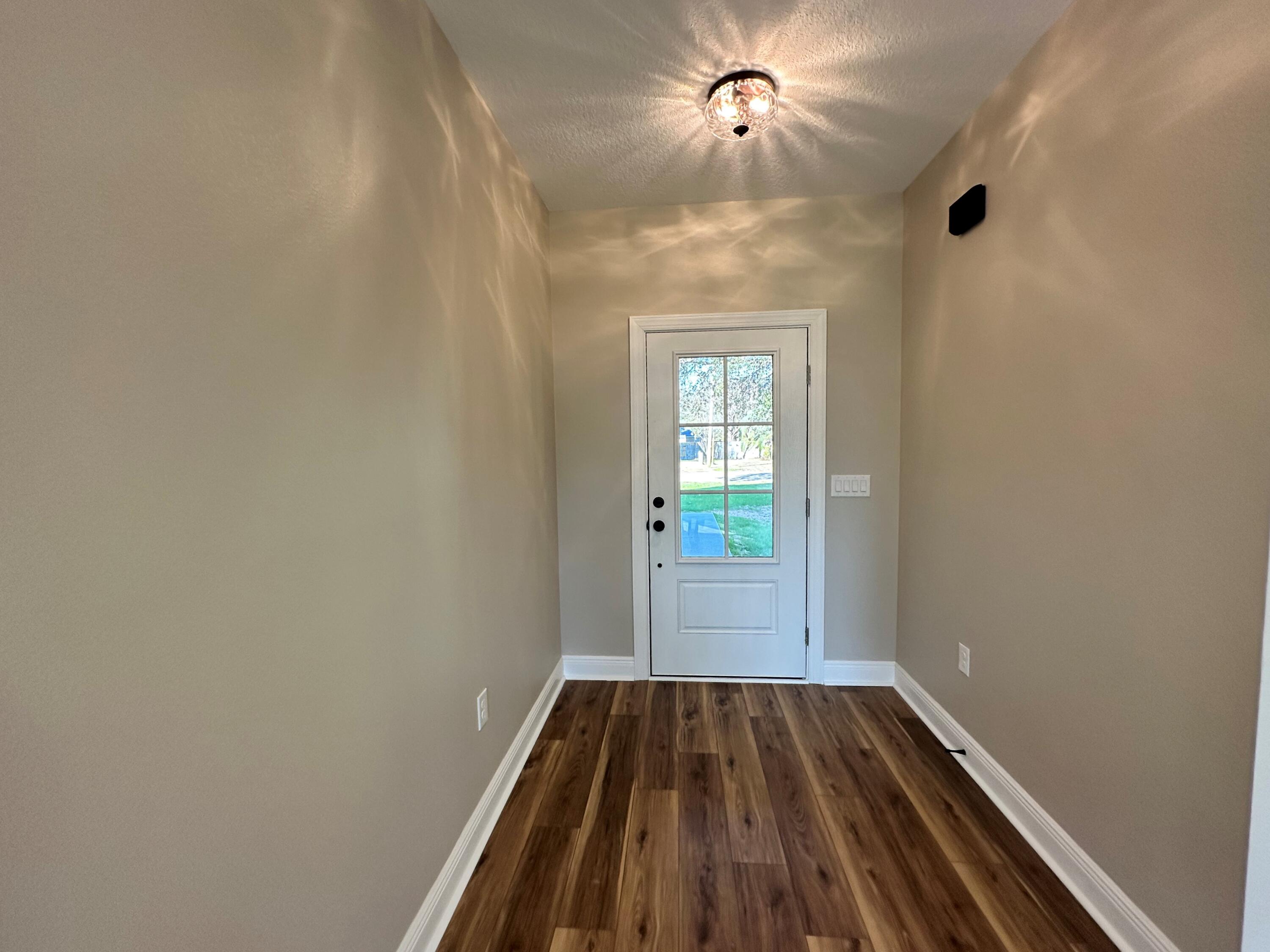 COUNTRY BREEZE ESTATES - Residential