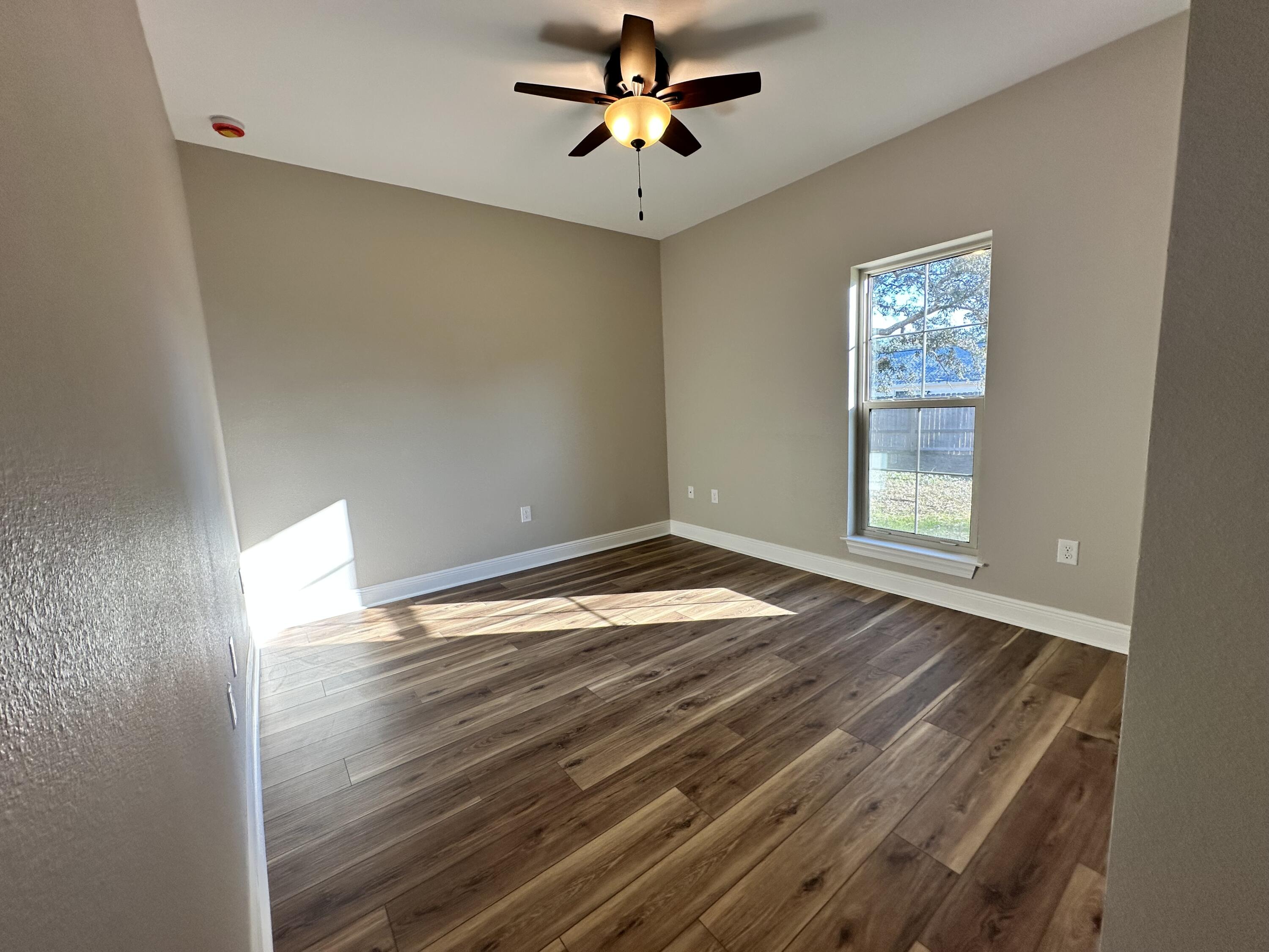 COUNTRY BREEZE ESTATES - Residential