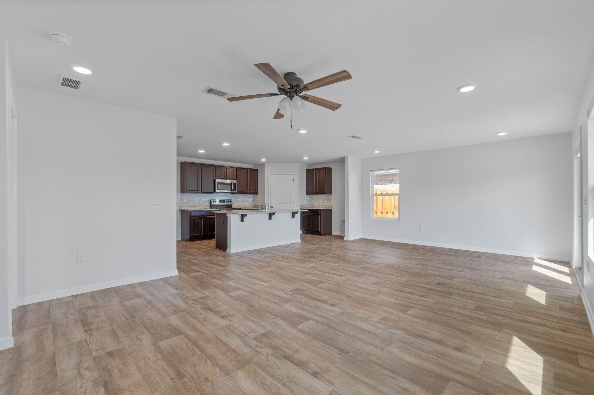 Redstone Commons - Residential Lease