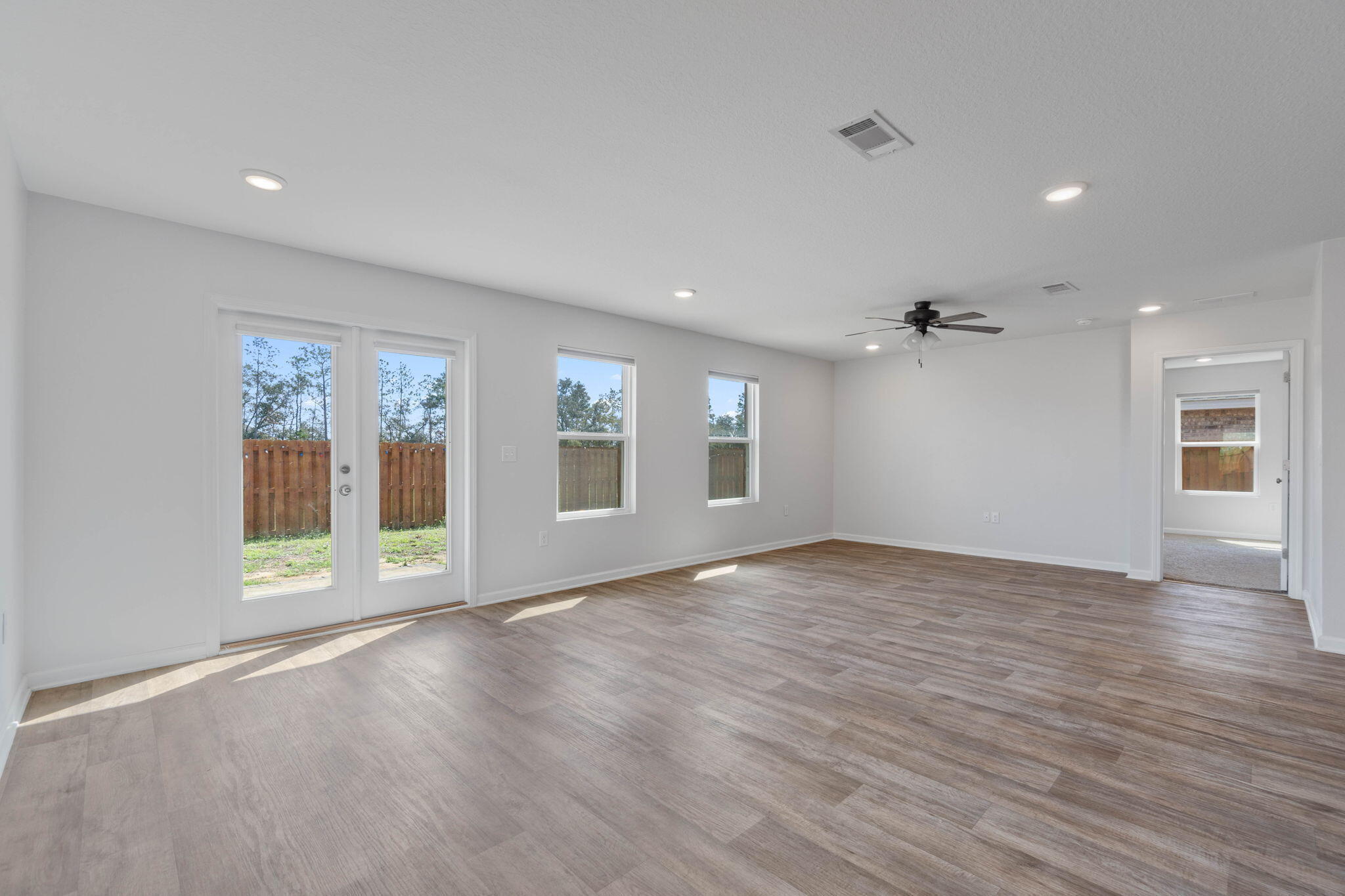 Redstone Commons - Residential Lease