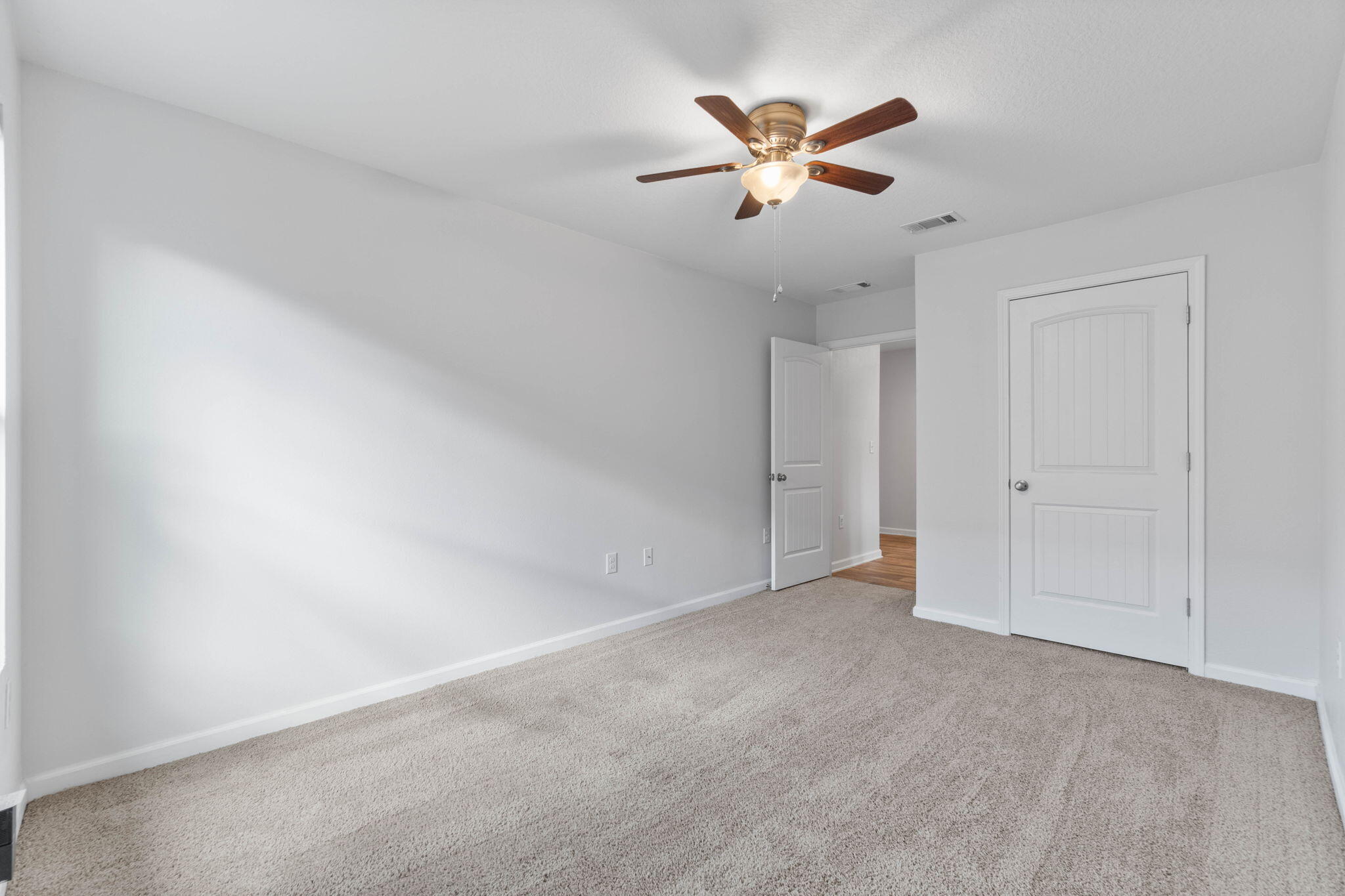 Redstone Commons - Residential Lease