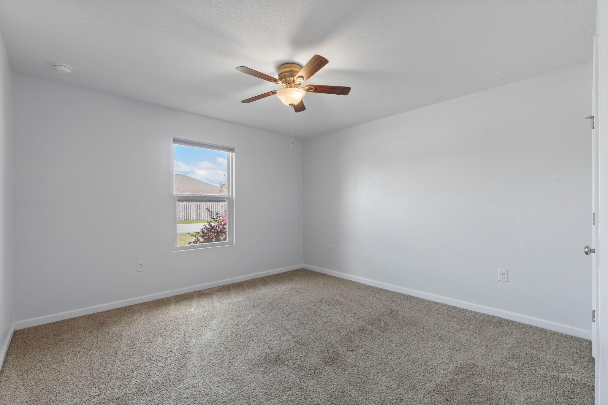 Redstone Commons - Residential Lease