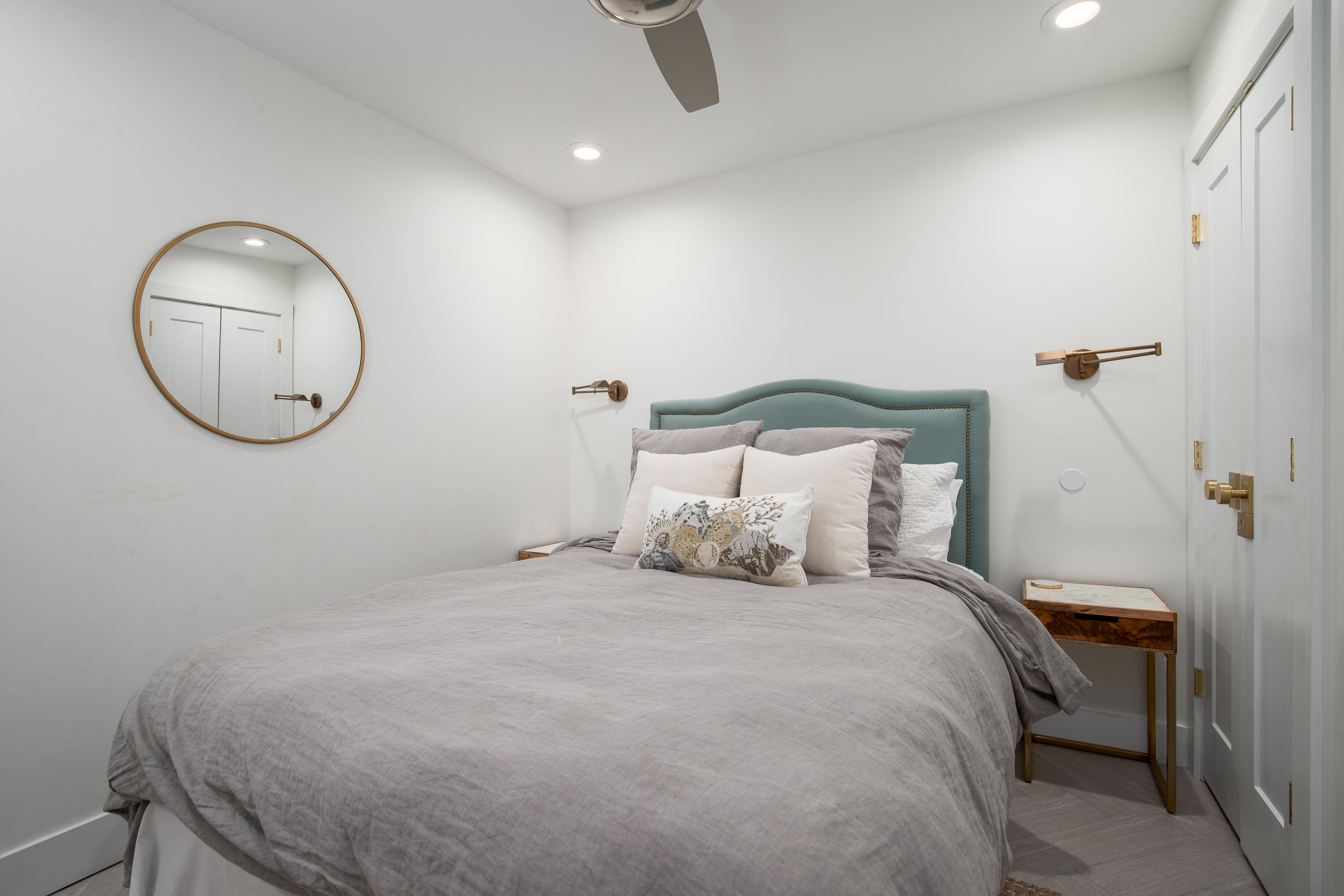 INLET SANDS CONDO - Residential