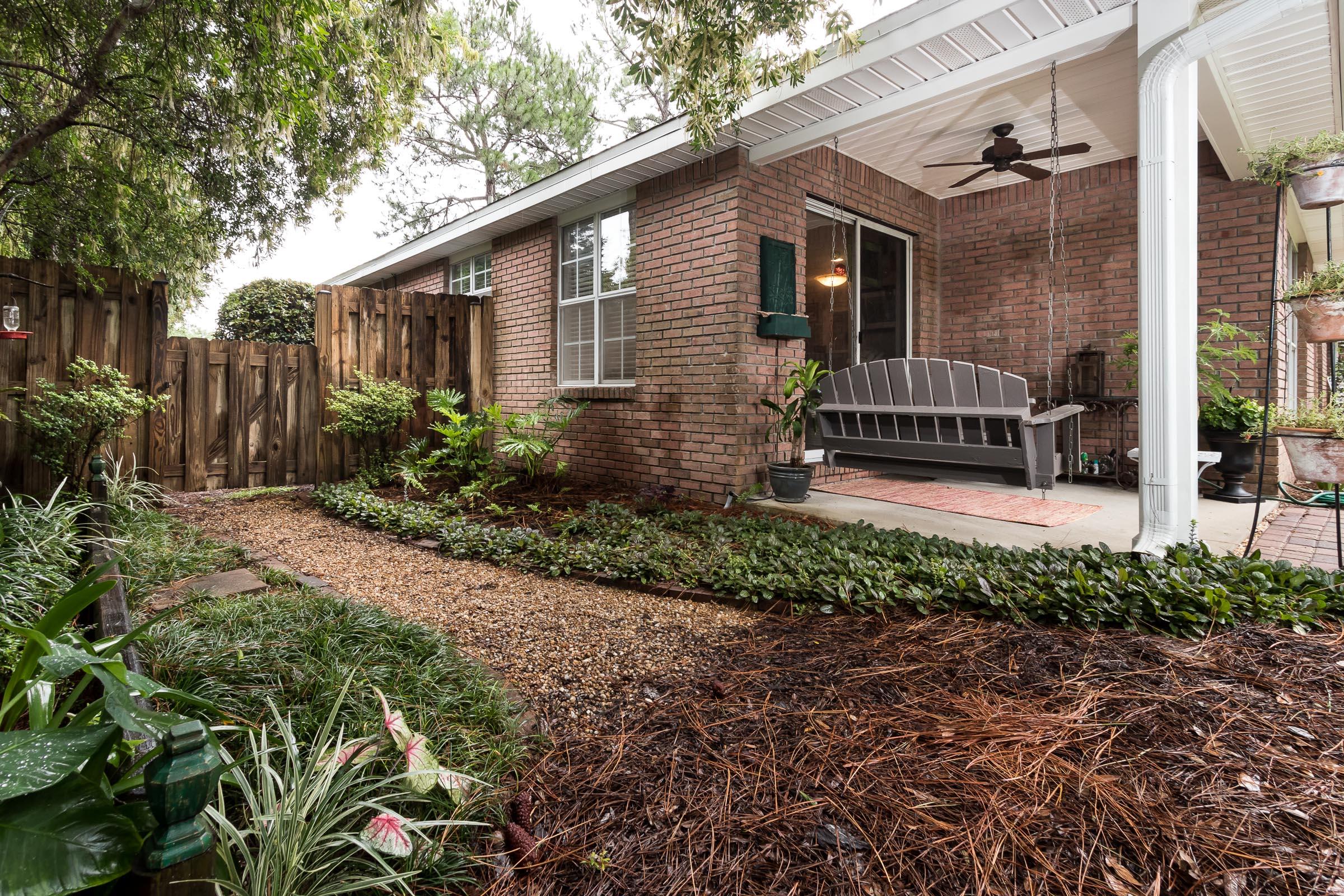 EAGLES LANDING - Residential