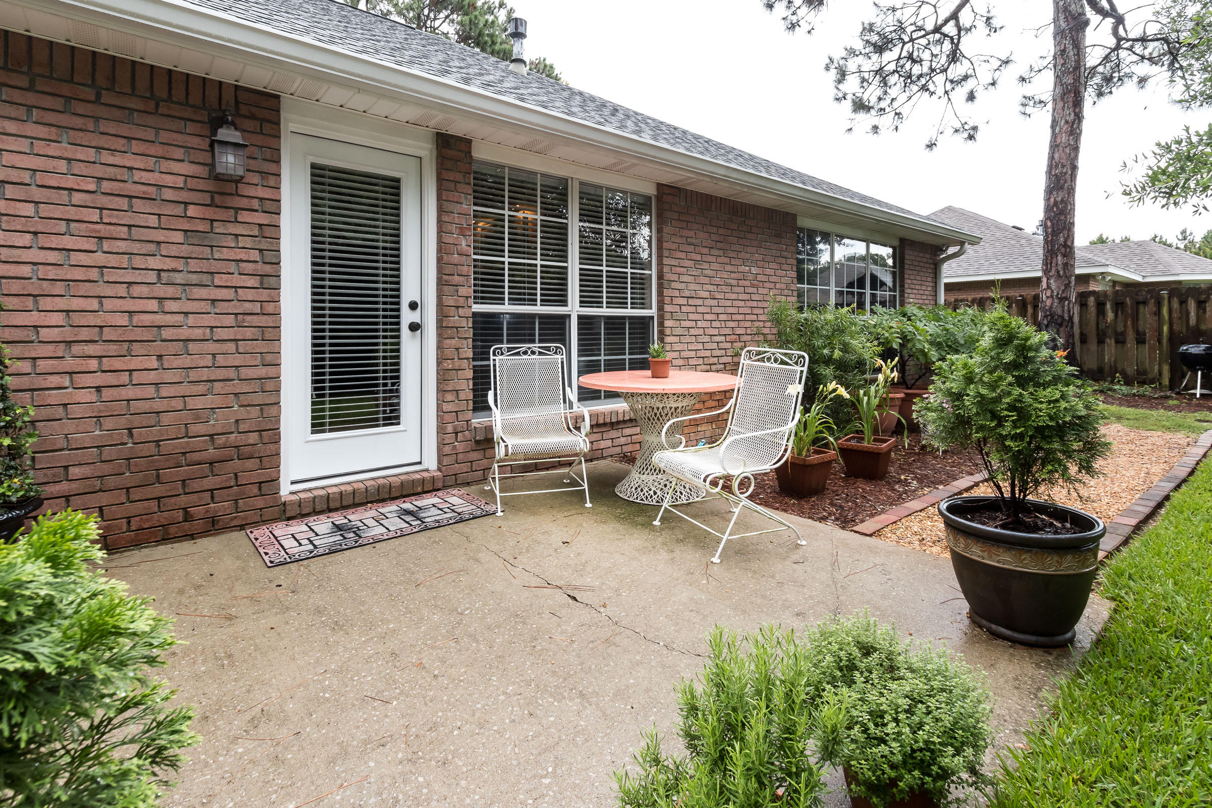 EAGLES LANDING - Residential