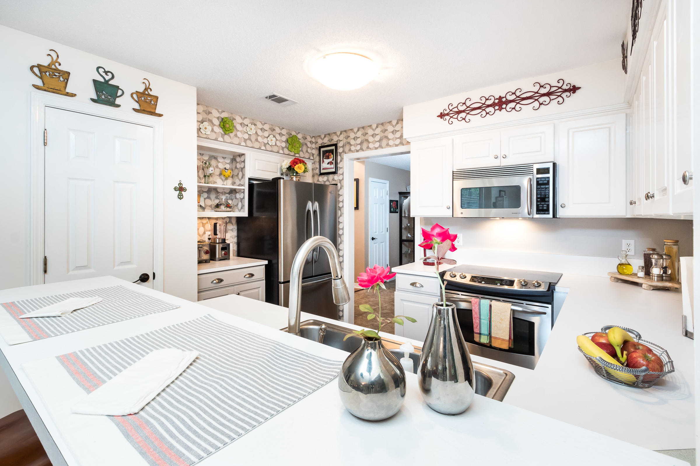 EAGLES LANDING - Residential