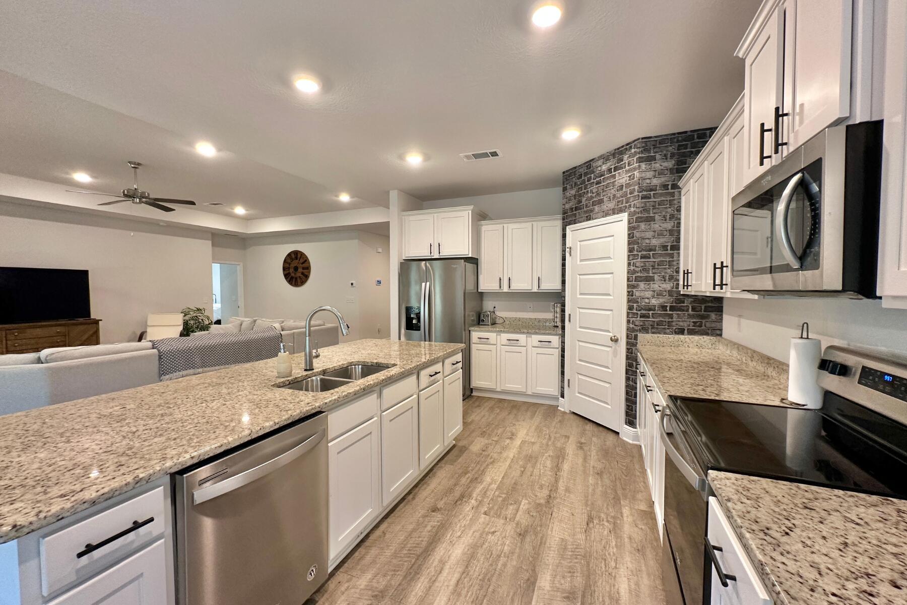 THE PRESERVE - Residential Lease