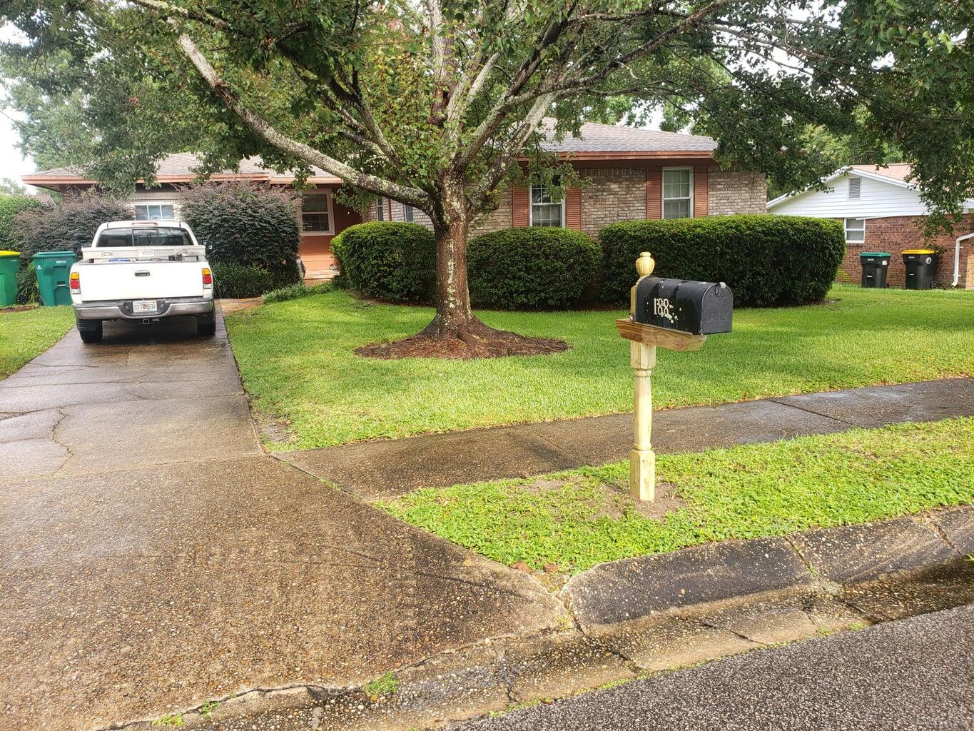 Updated 3 BR / 2 BA, 1,536 sq ft home in Mary Esther with refreshed interiors, new HVAC, quartz kitchen, flexible bonus room, fenced yard with fruit trees. Walk to area schools. About 4 mi to Hurlburt Field, close to Gulf beaches and shopping. Flexible lease, military discount available.