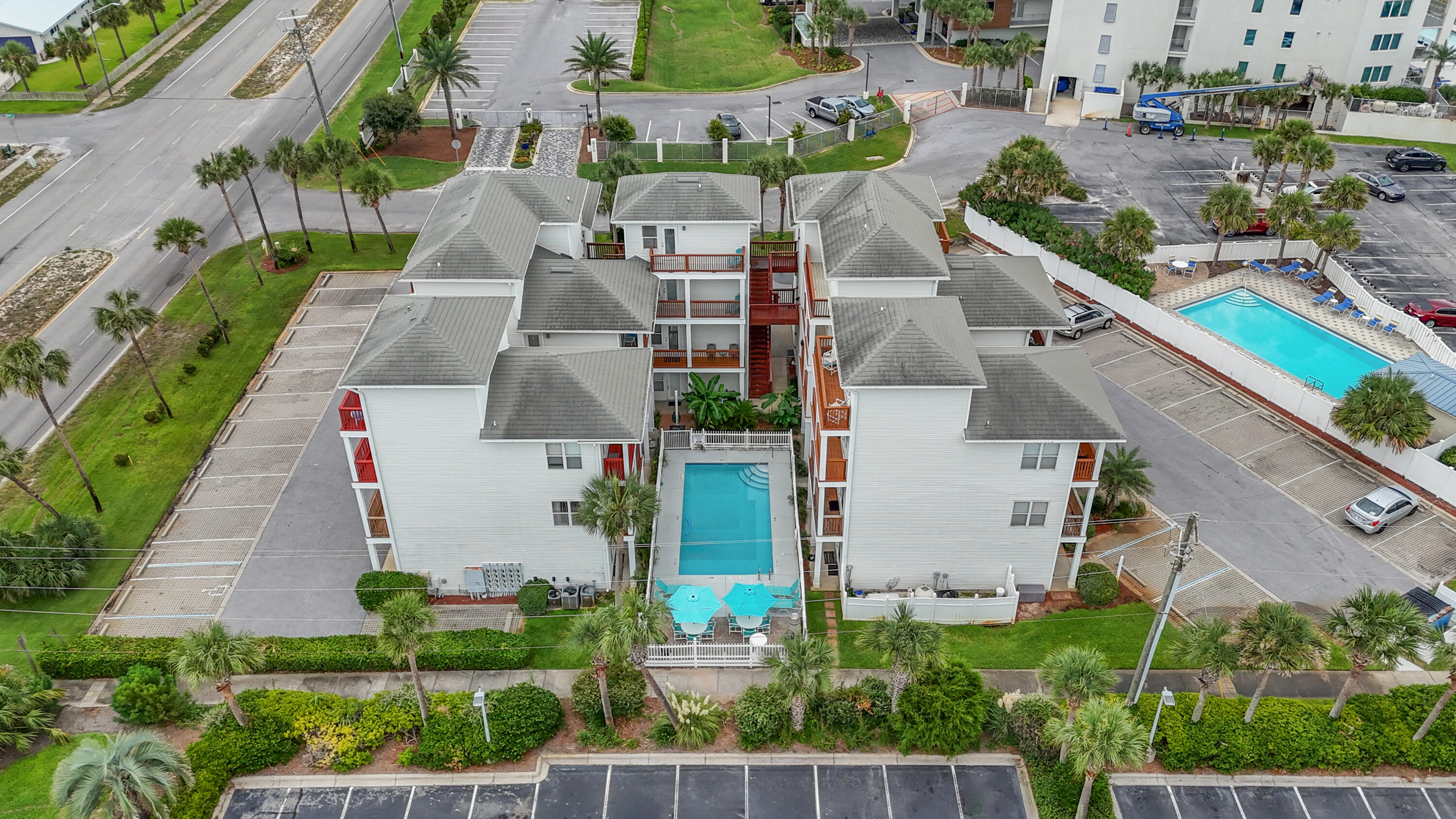 SUNSET COTTAGES CONDO - Residential