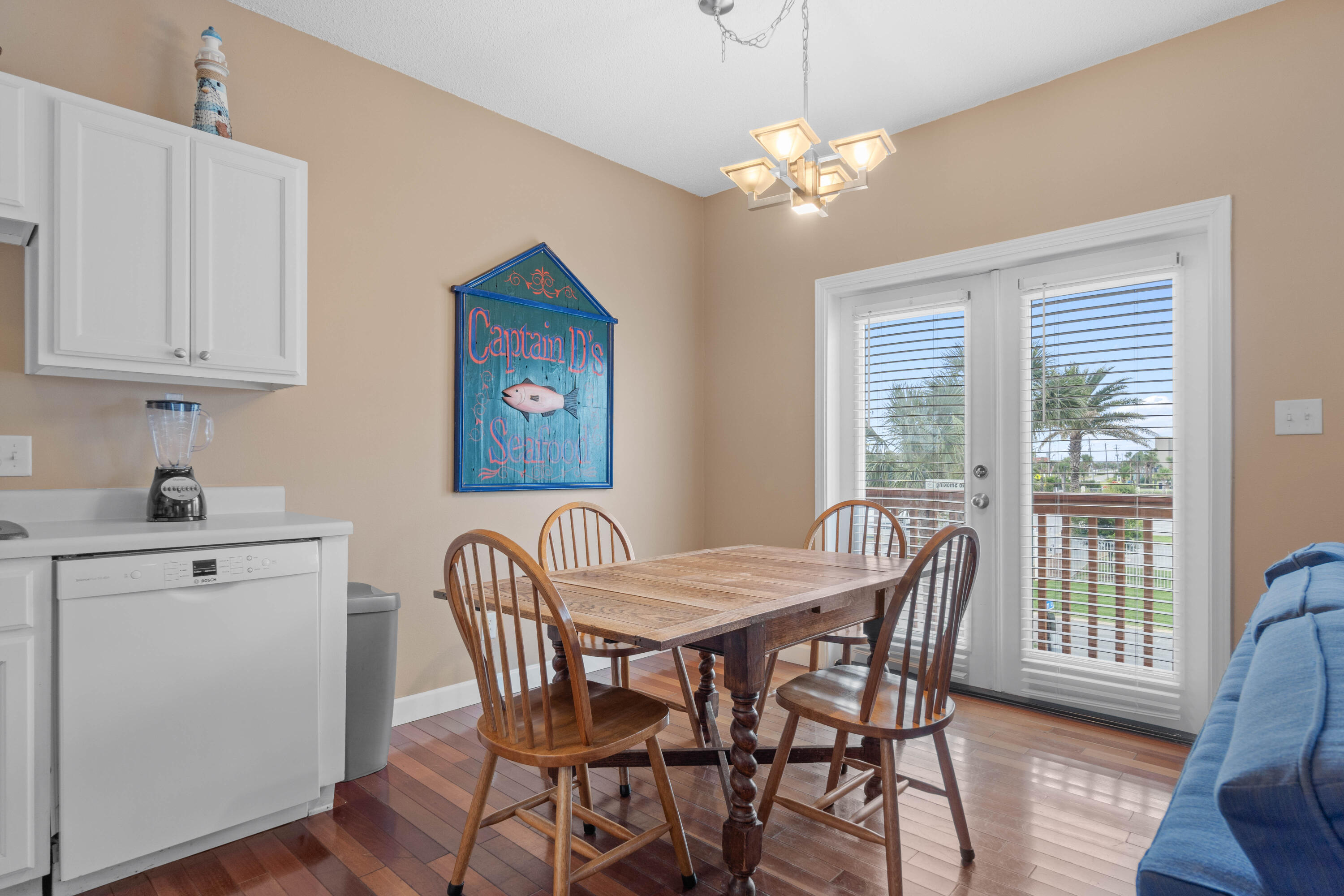 SUNSET COTTAGES CONDO - Residential