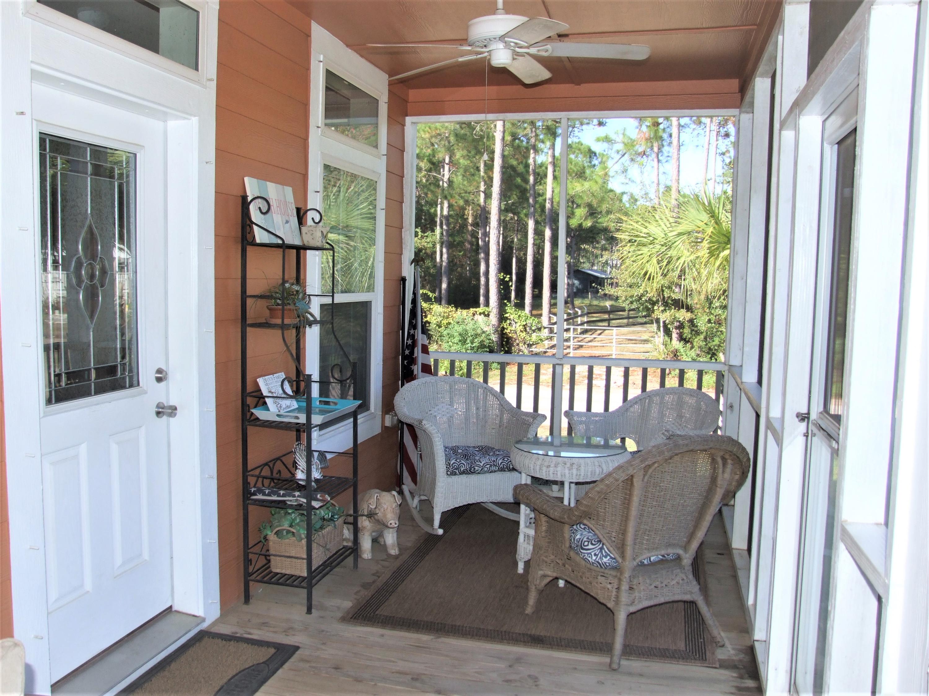 TOWN OF SANTA ROSA - Residential