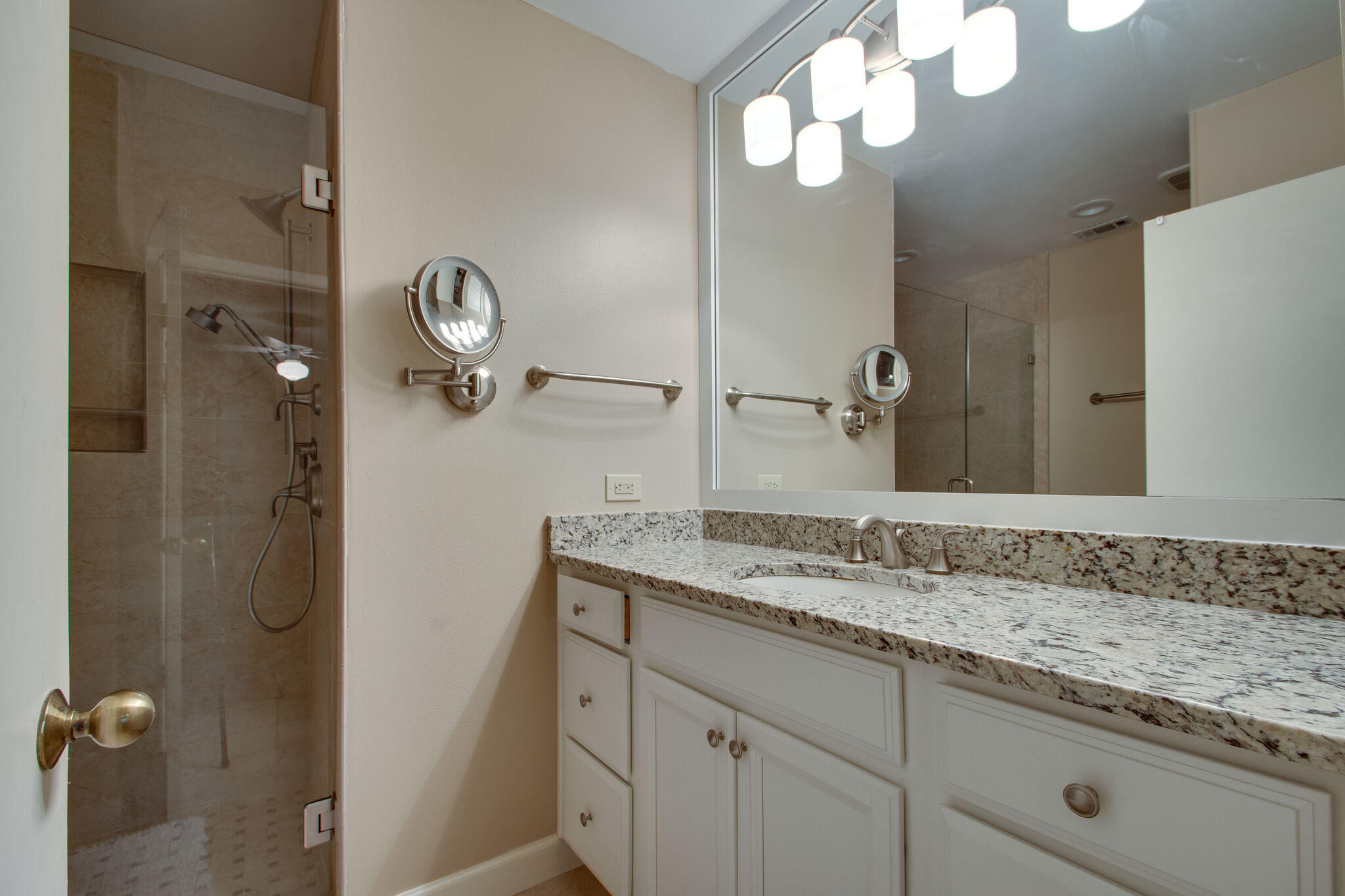 HIDDEN DUNES BEACH COTTAGES 2 - Residential