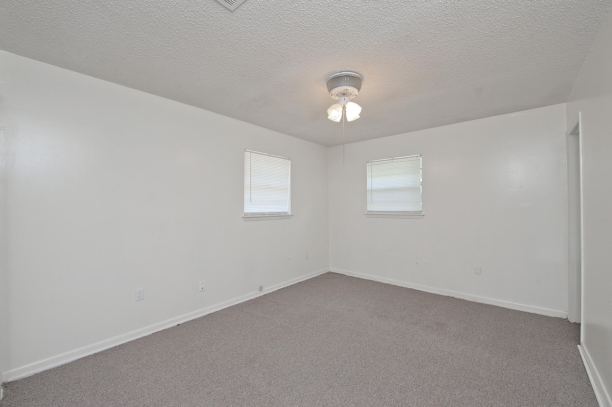 ELLIOTTS POINT 10TH ADDN - Residential