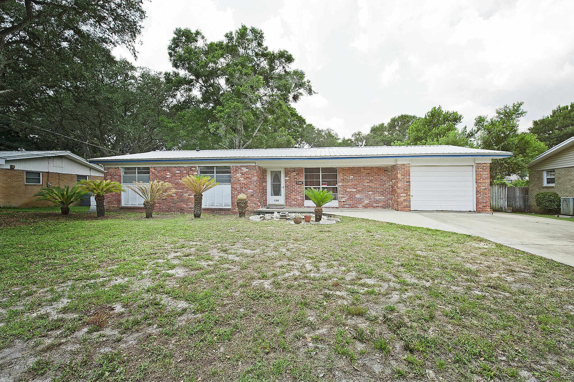 ELLIOTTS POINT 10TH ADDN - Residential