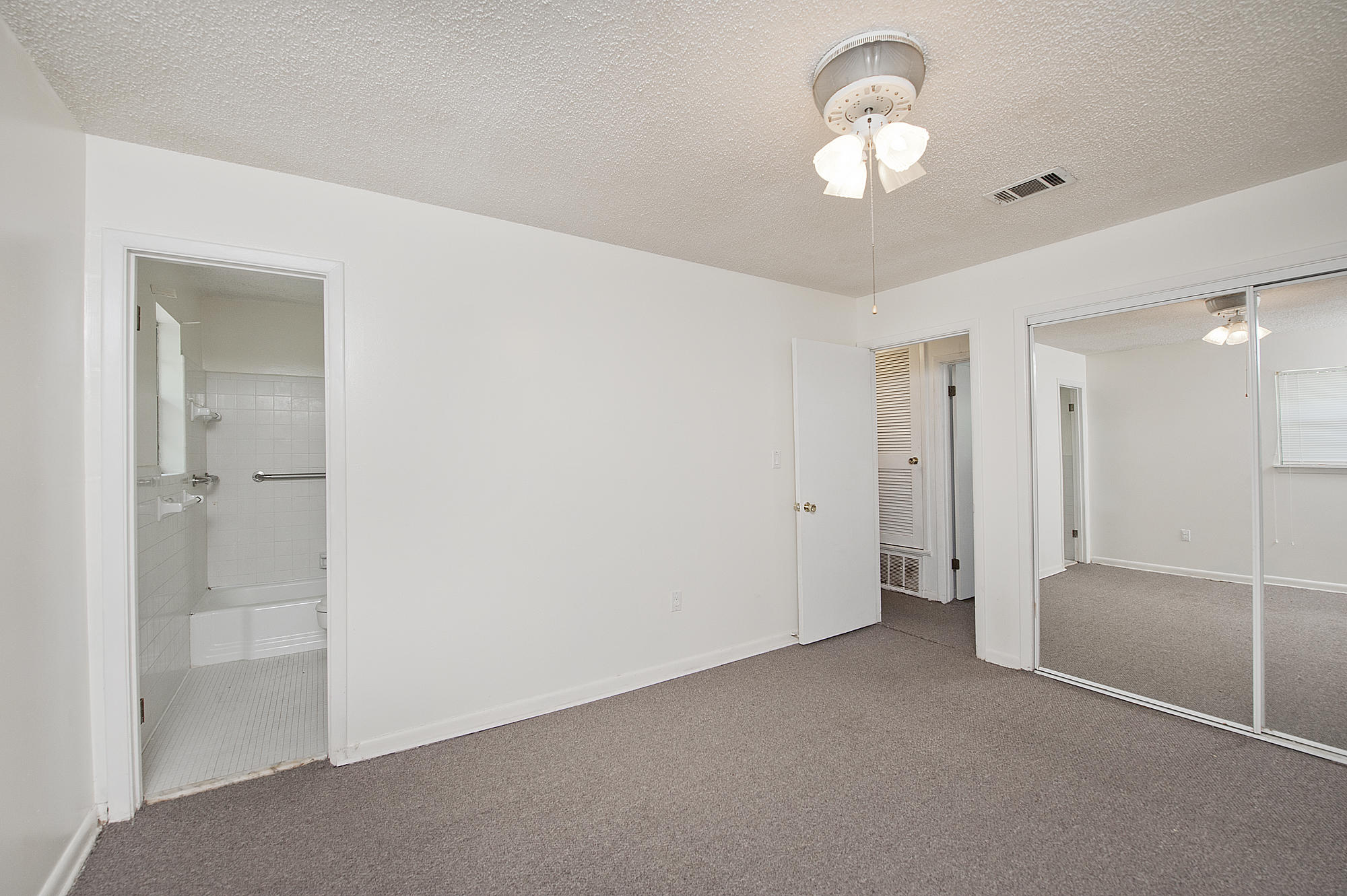 ELLIOTTS POINT 10TH ADDN - Residential