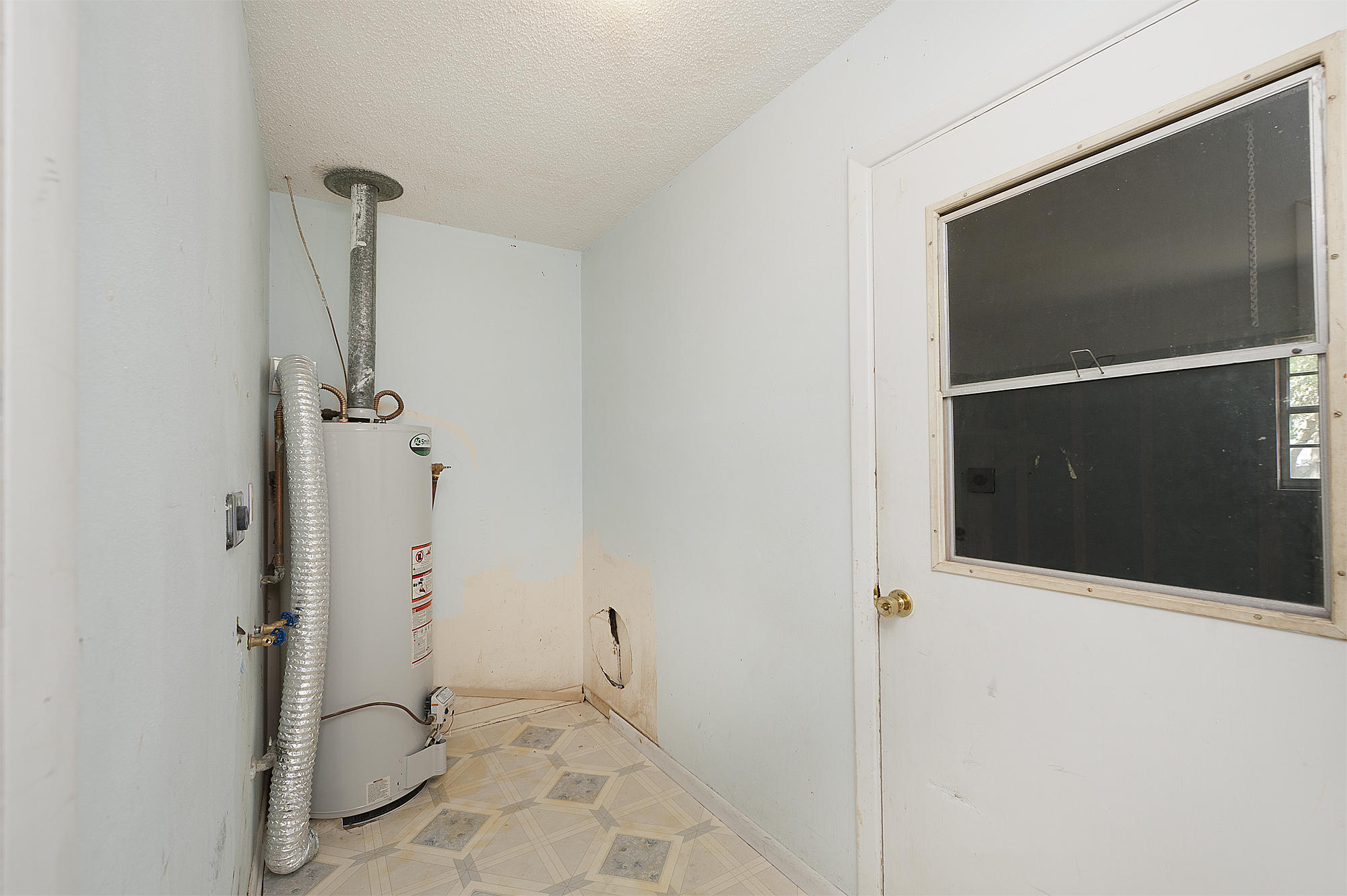 ELLIOTTS POINT 10TH ADDN - Residential