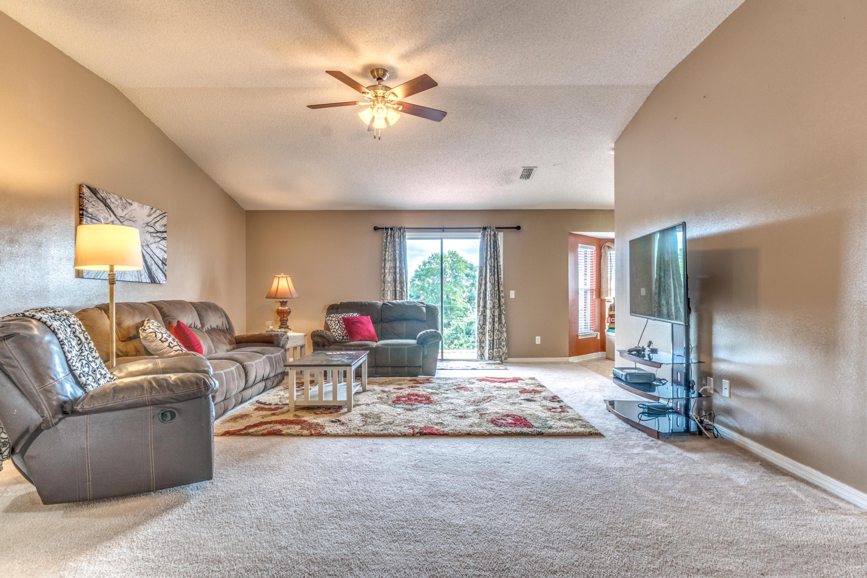 COUNTRYVIEW ESTATES - Residential