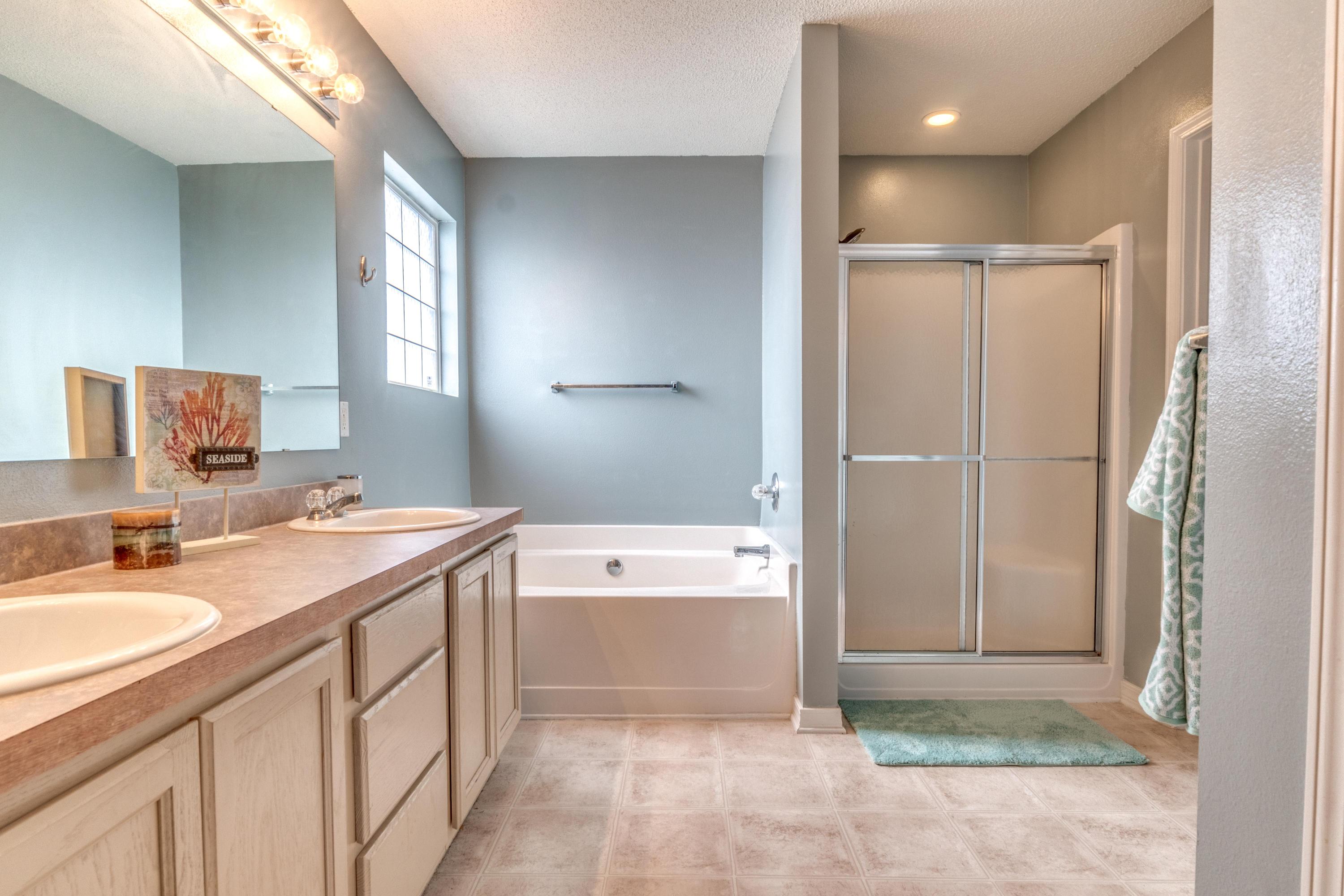 COUNTRYVIEW ESTATES - Residential