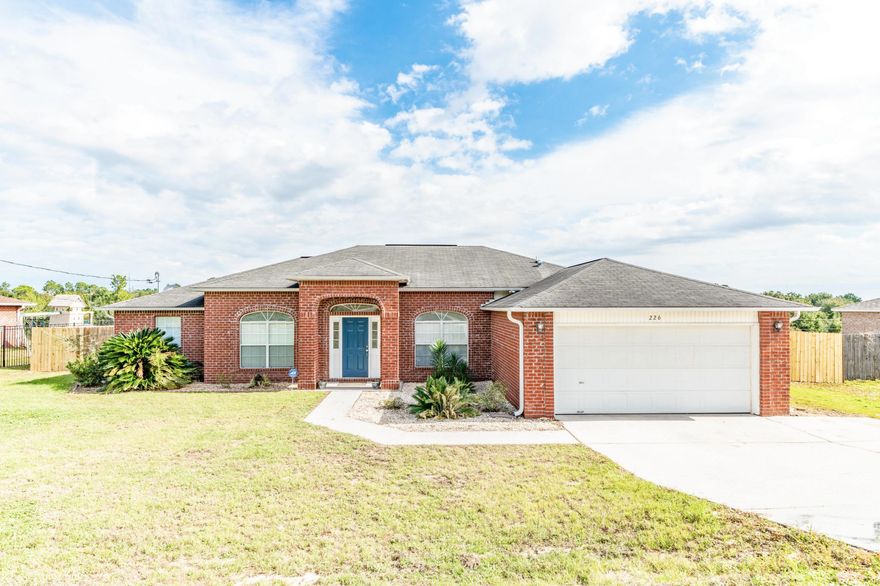 Good home for a new family. This house is just over 2100 sq ft, has 4 beds, 2 baths and is located south of interstate 10 in the Countryview Estates neighborhood. The property has a semi-open floorplan a large kitchen a dedicated dining area, a large master bedrooms with an expansive ensuite and the house sits on a .27 acre lot. Please consider this house as your next home.