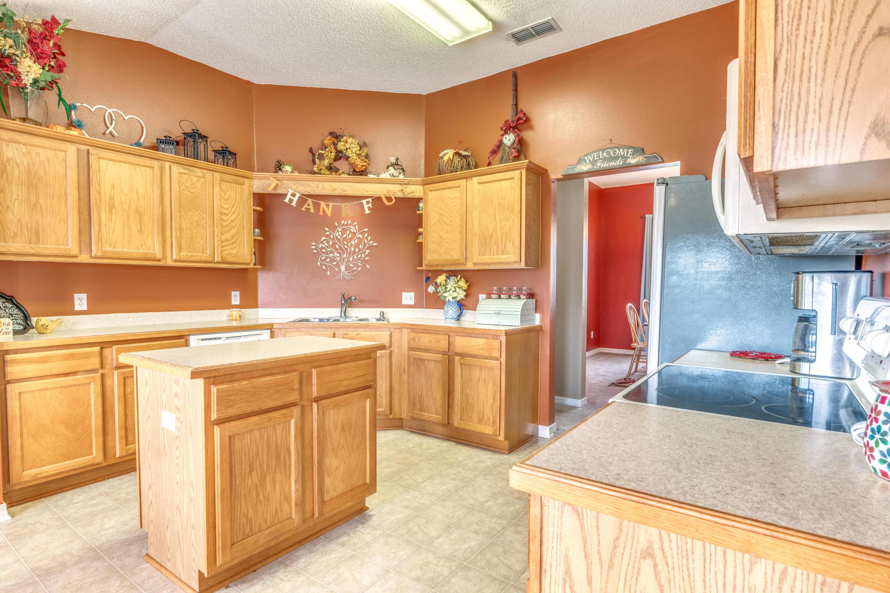 COUNTRYVIEW ESTATES - Residential