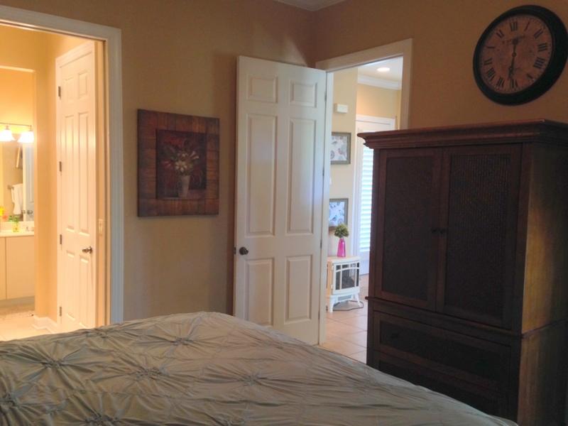 CRYSTAL COVE - Residential