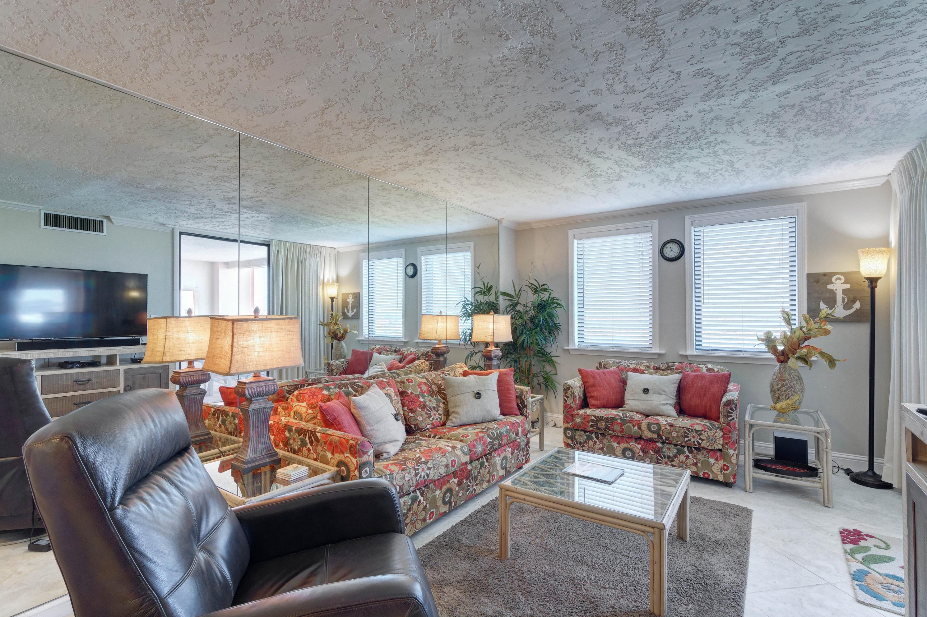 JETTY EAST CONDO - Residential