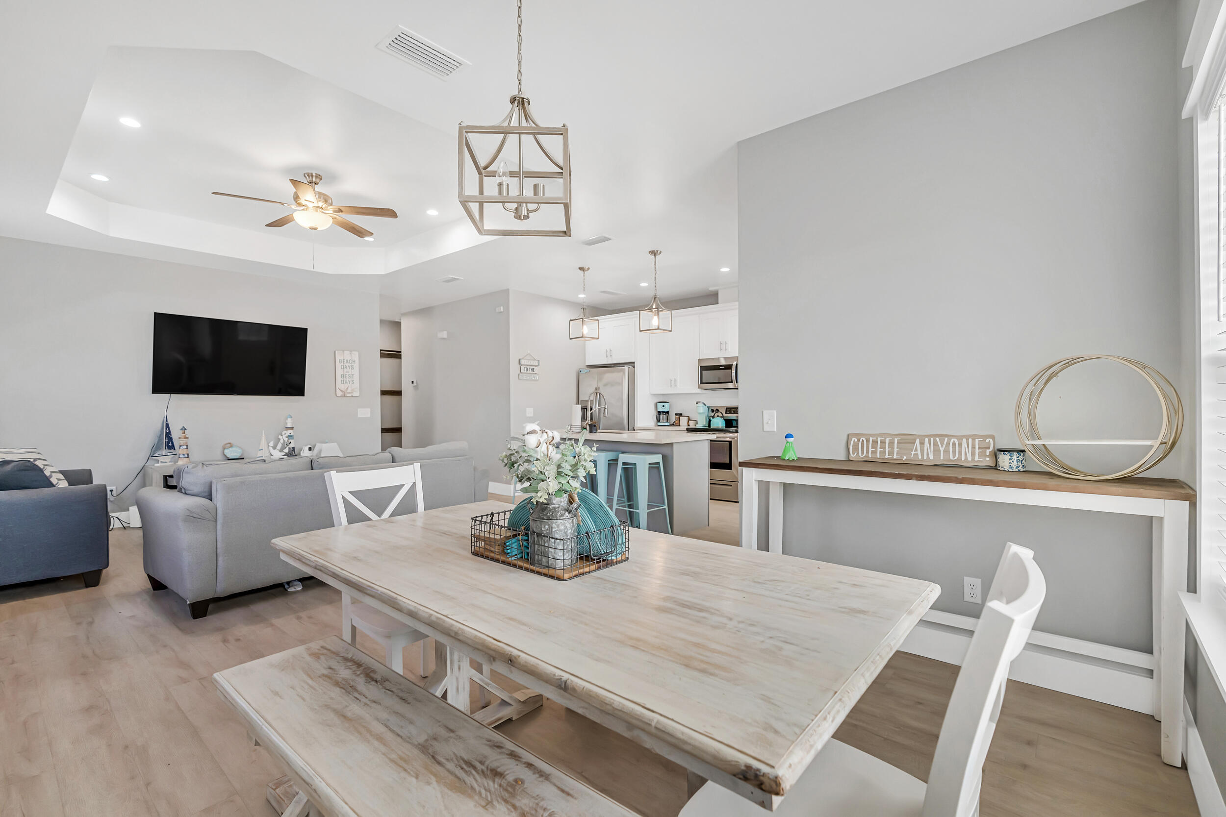 LAGUNA BEACH 7TH ADDN - Residential