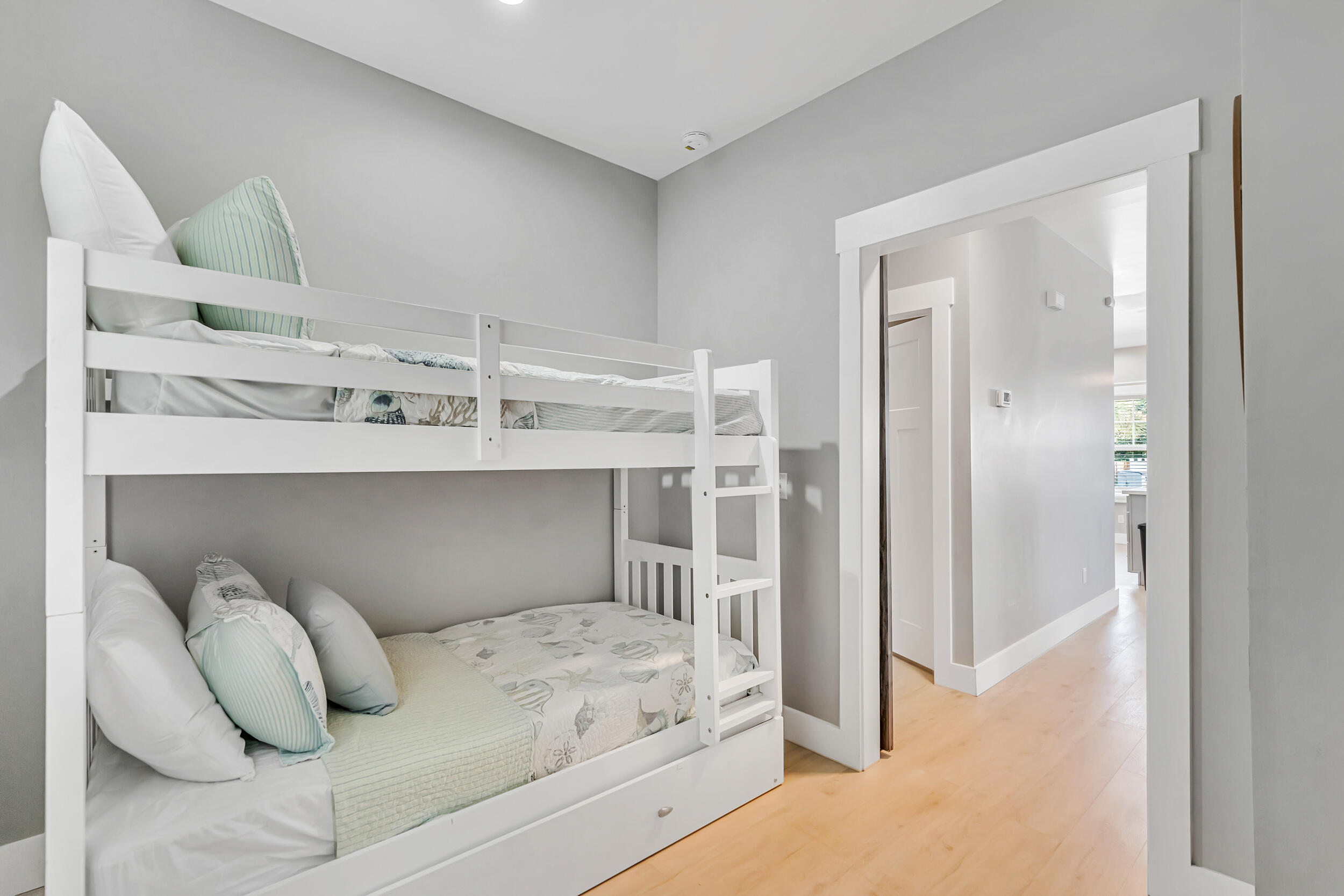 LAGUNA BEACH 7TH ADDN - Residential