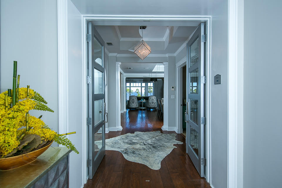 ONE WATER PLACE AT KELLY PLANTATION - Residential