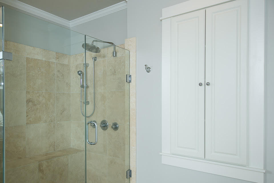 ONE WATER PLACE AT KELLY PLANTATION - Residential