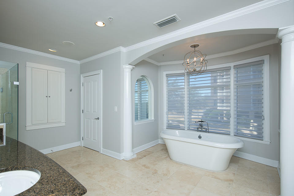 ONE WATER PLACE AT KELLY PLANTATION - Residential