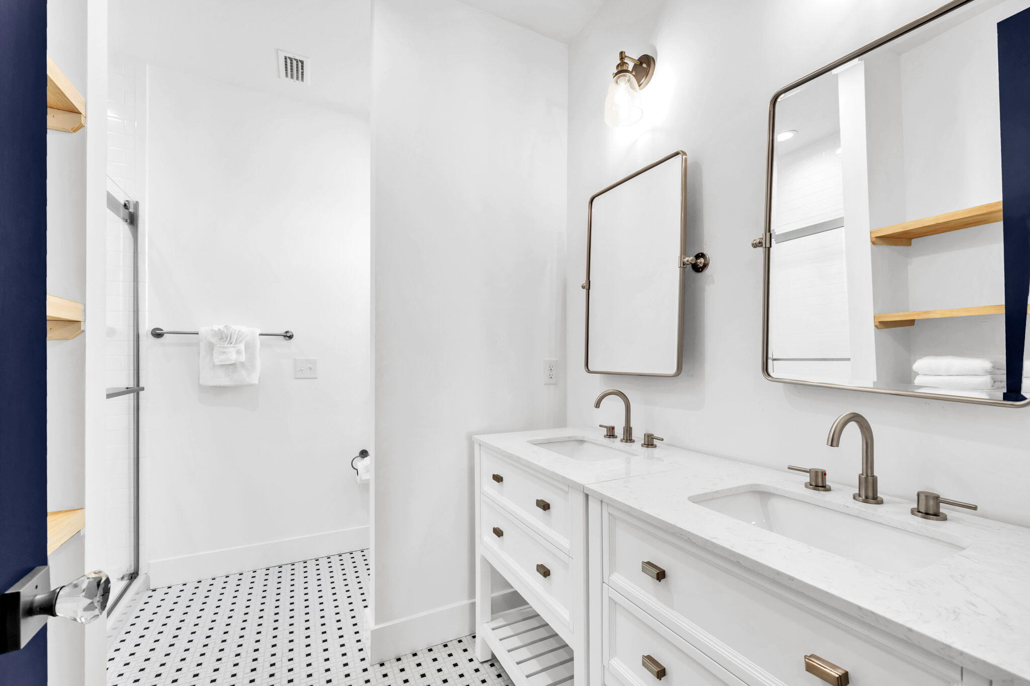 HIDDEN GROVE - Residential Lease