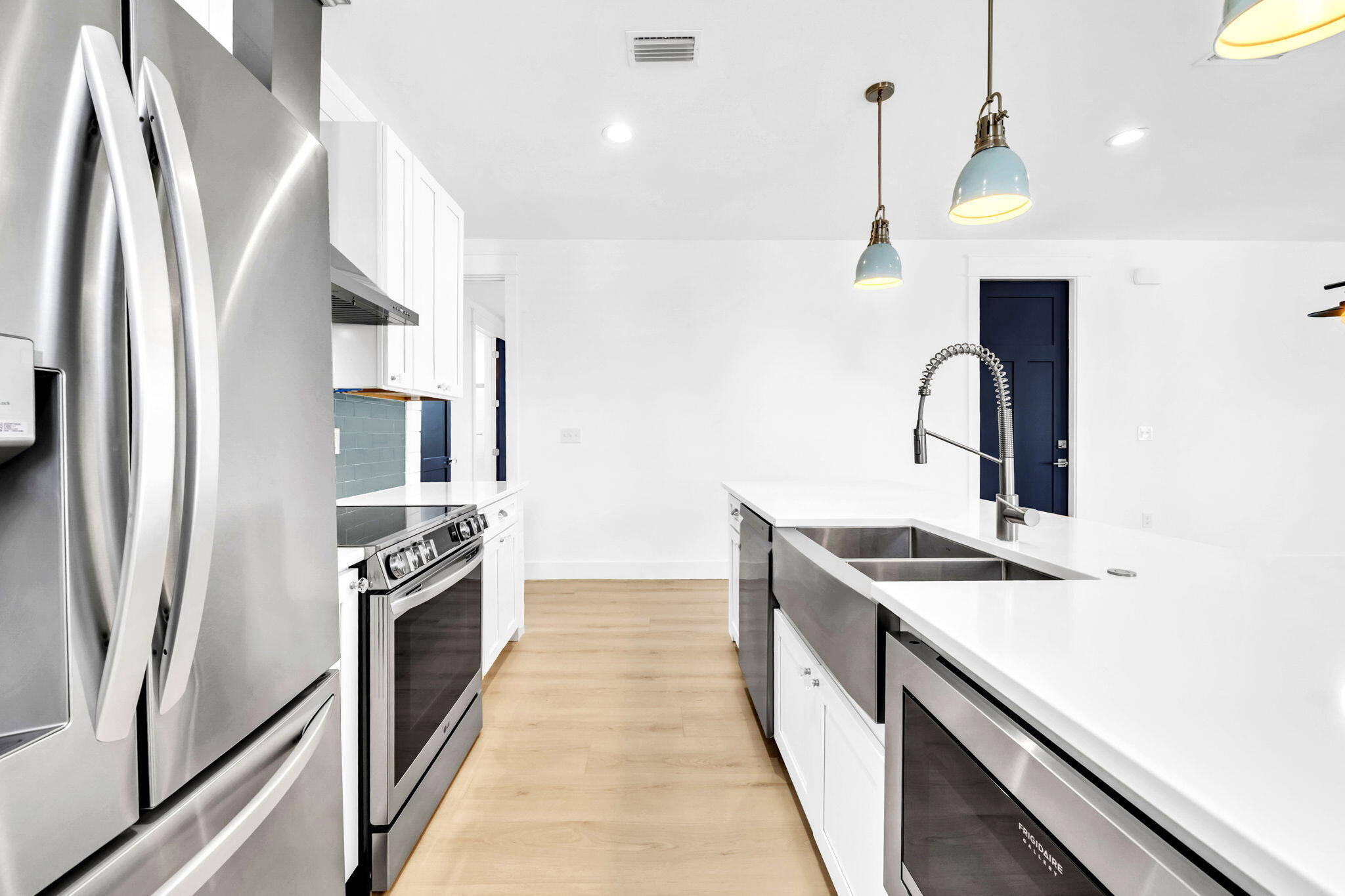 HIDDEN GROVE - Residential Lease