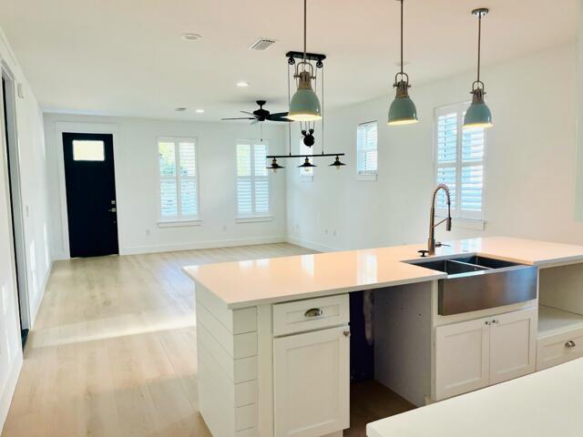 HIDDEN GROVE - Residential Lease
