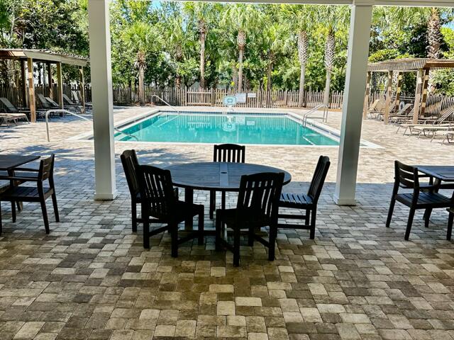 HIDDEN GROVE - Residential Lease