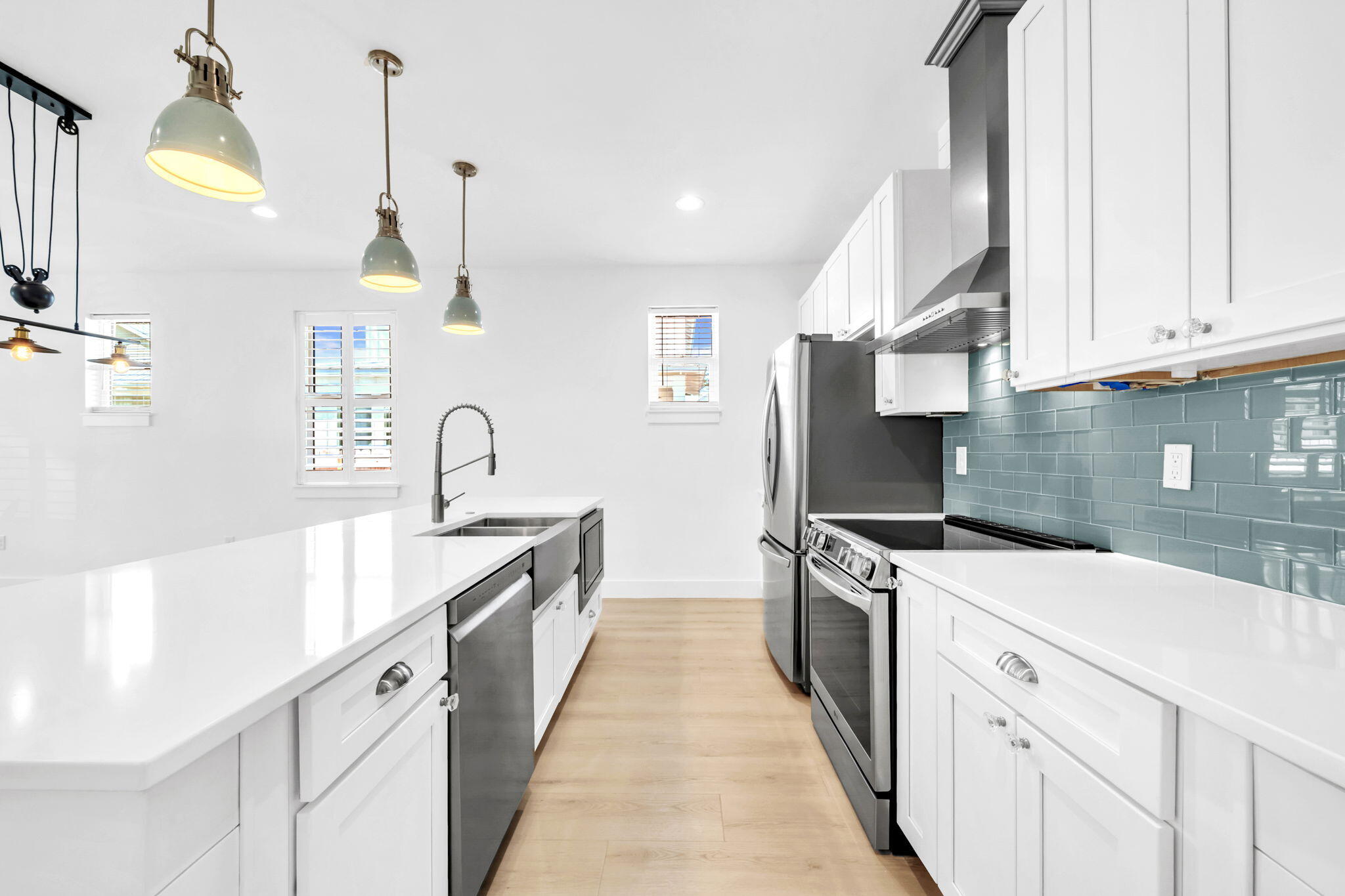 HIDDEN GROVE - Residential Lease