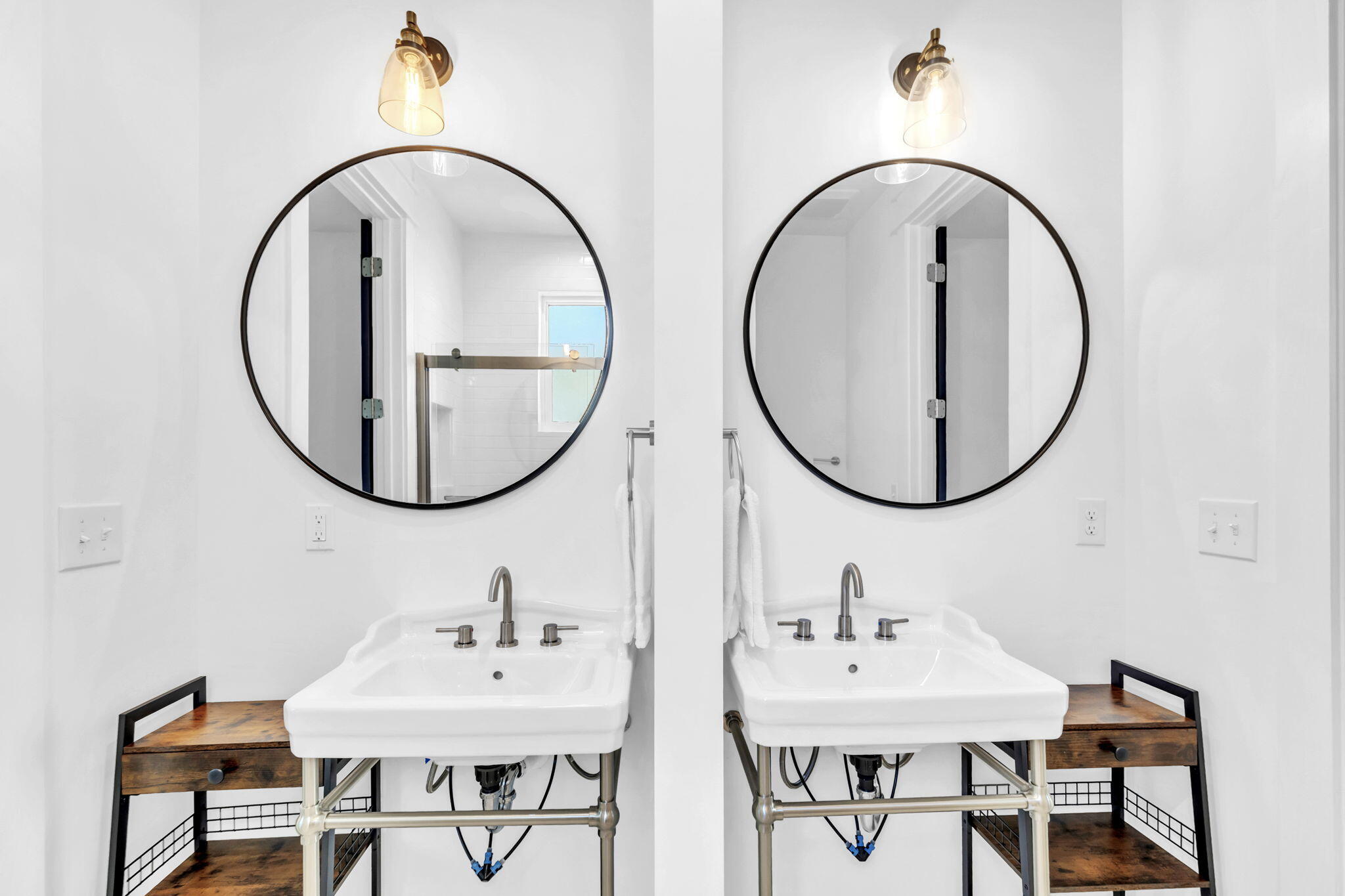 HIDDEN GROVE - Residential Lease