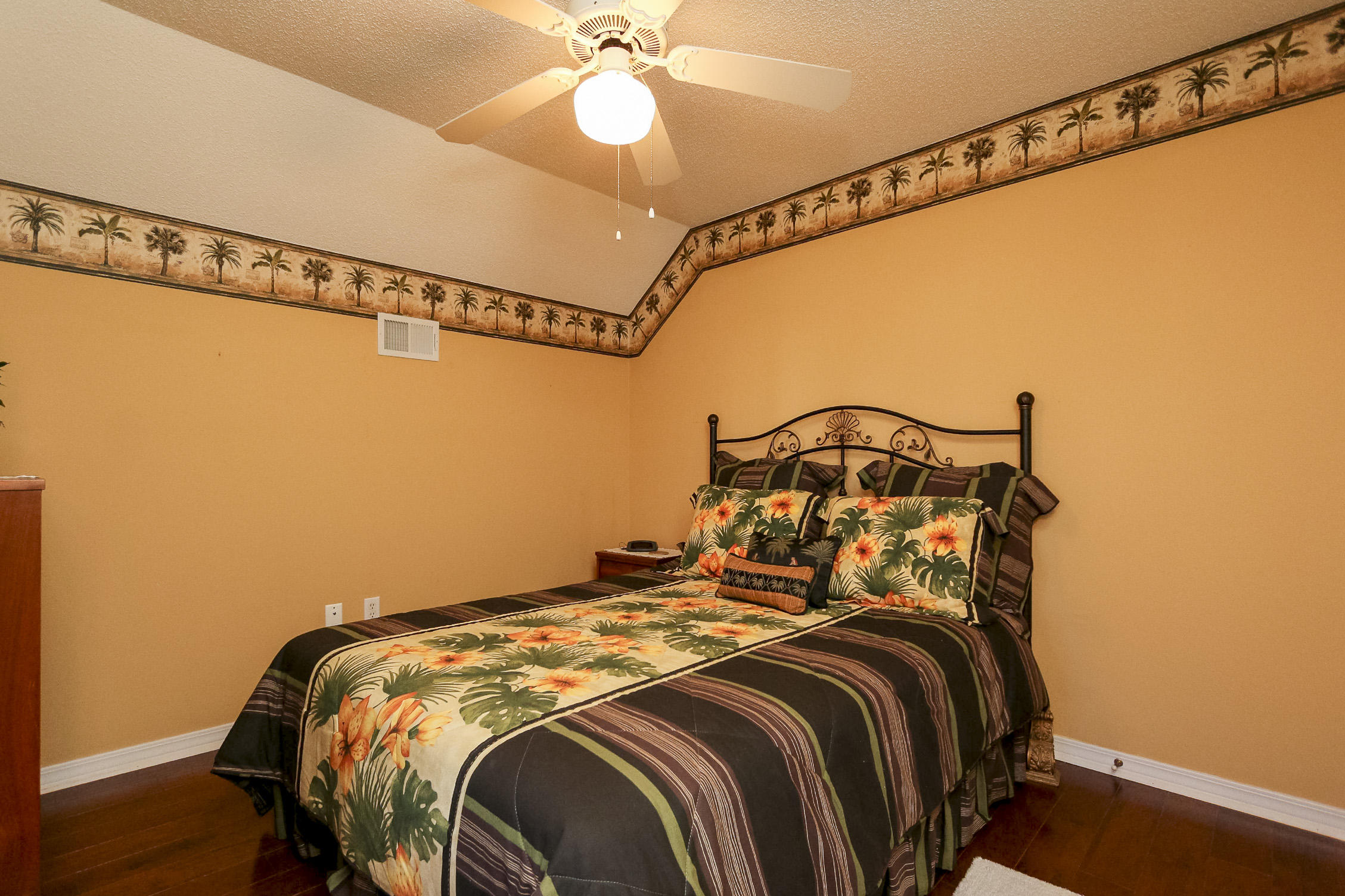 HARBOR BREEZE 1ST ADDN - Residential