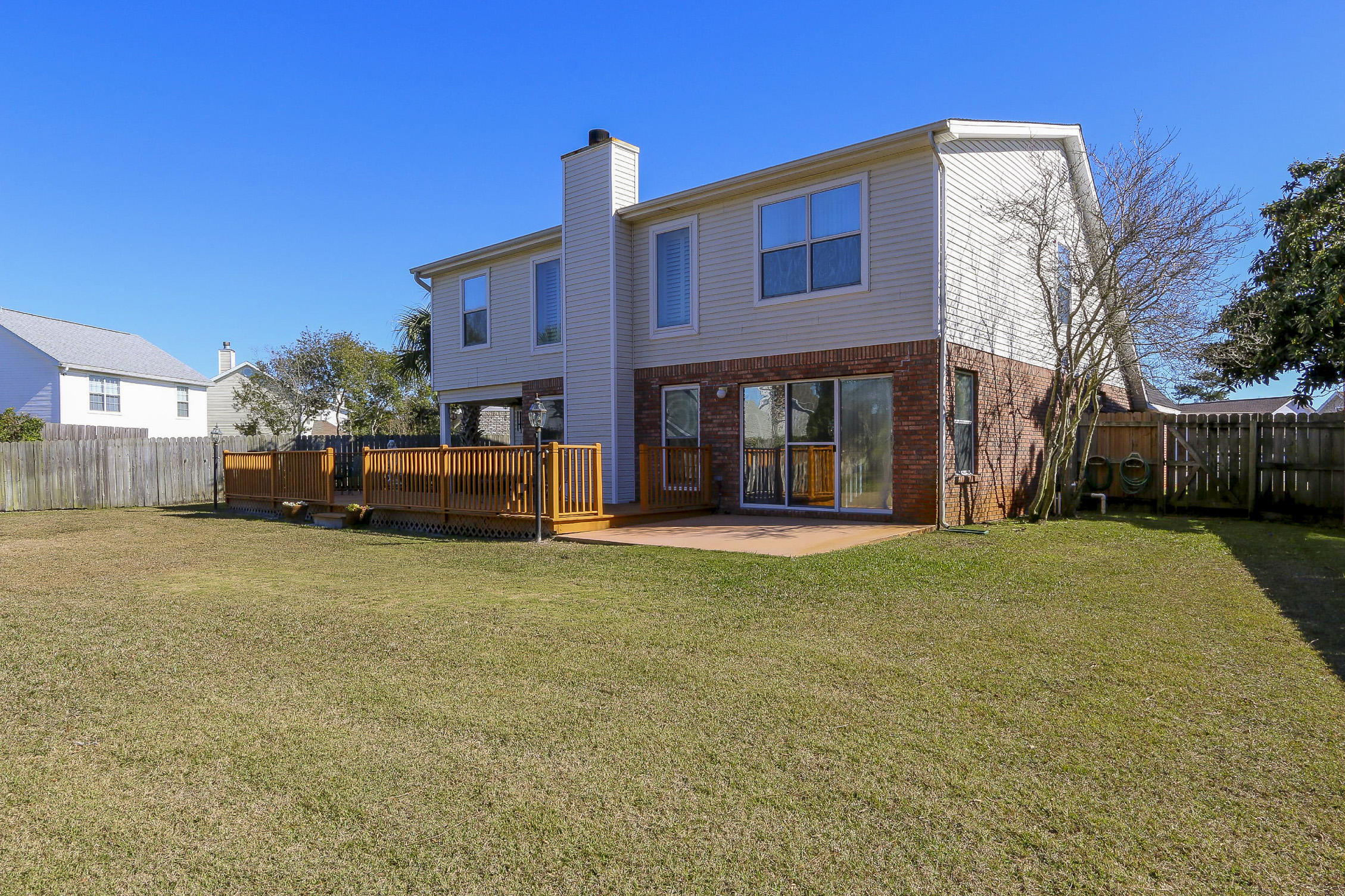 HARBOR BREEZE 1ST ADDN - Residential