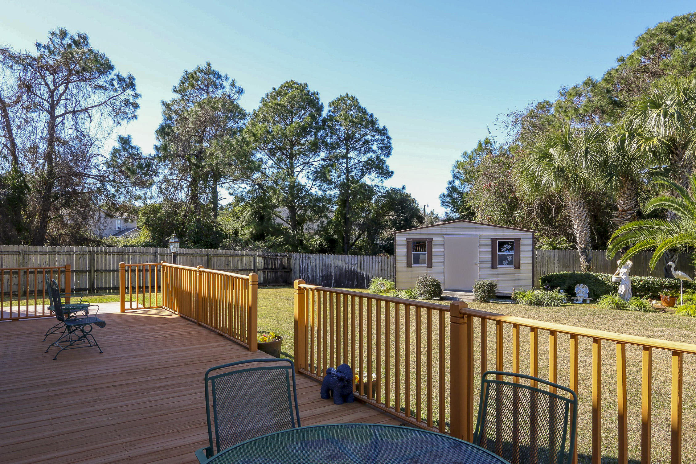 HARBOR BREEZE 1ST ADDN - Residential