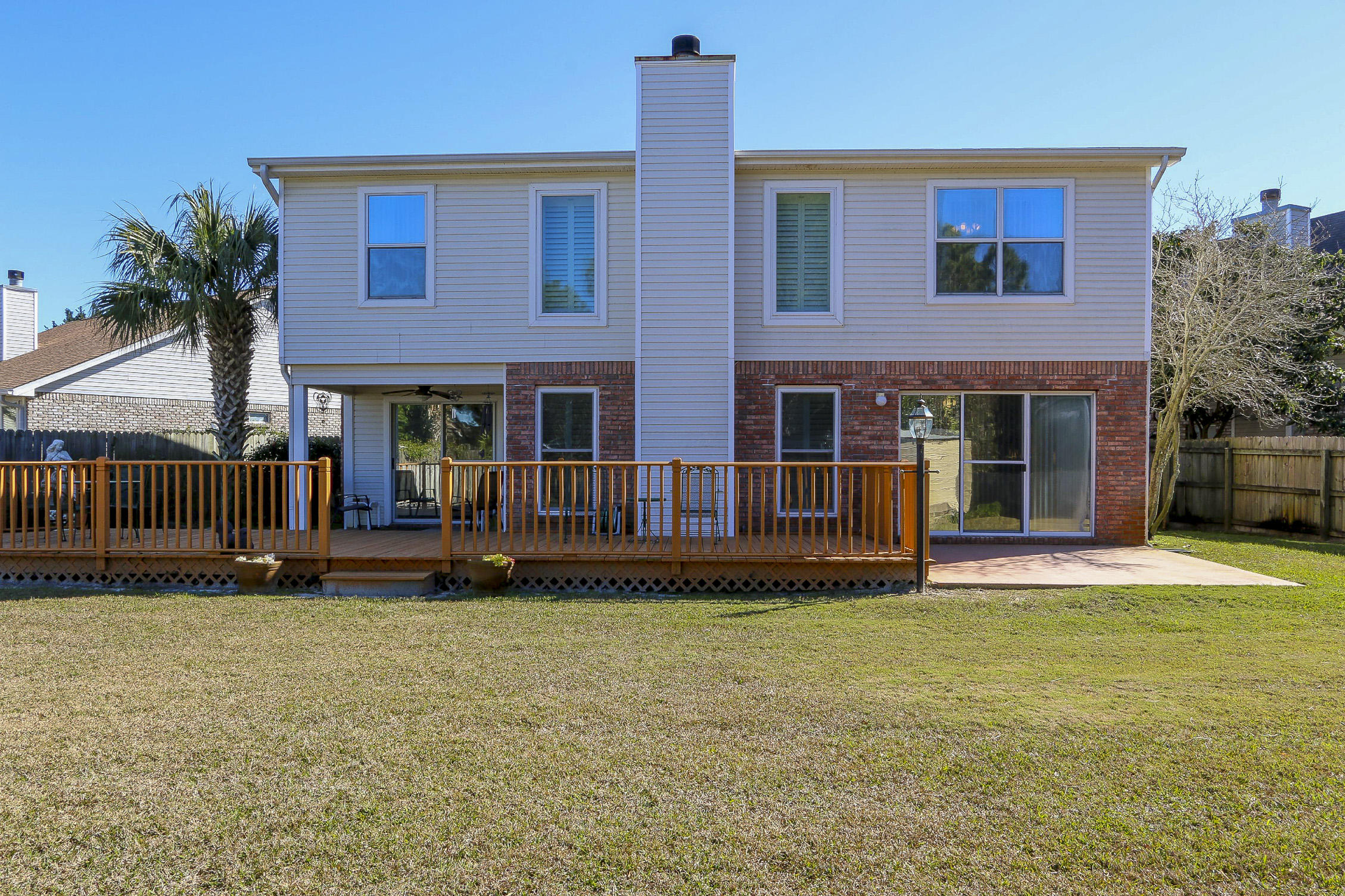 HARBOR BREEZE 1ST ADDN - Residential