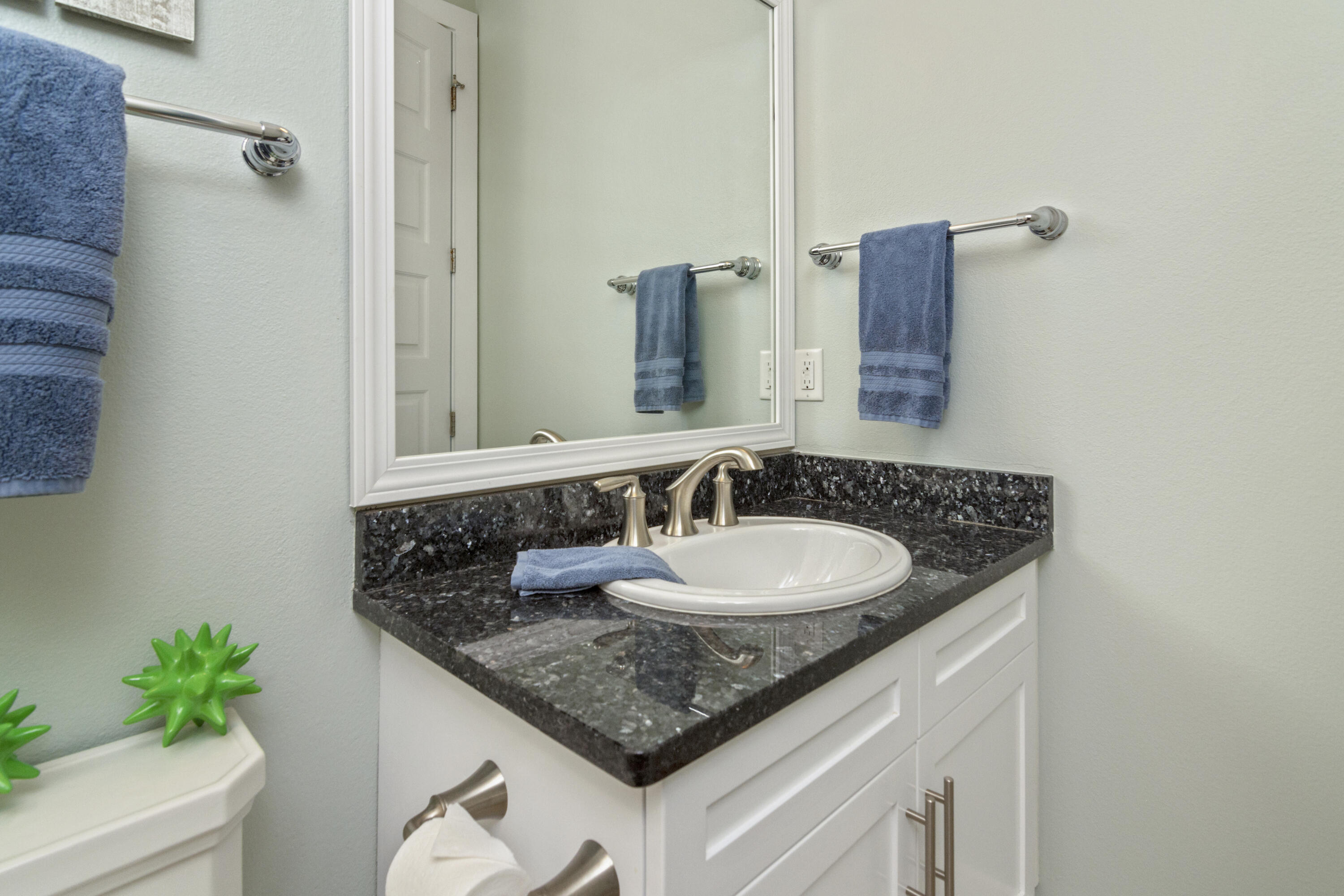 HARBOR LIGHTS - Residential