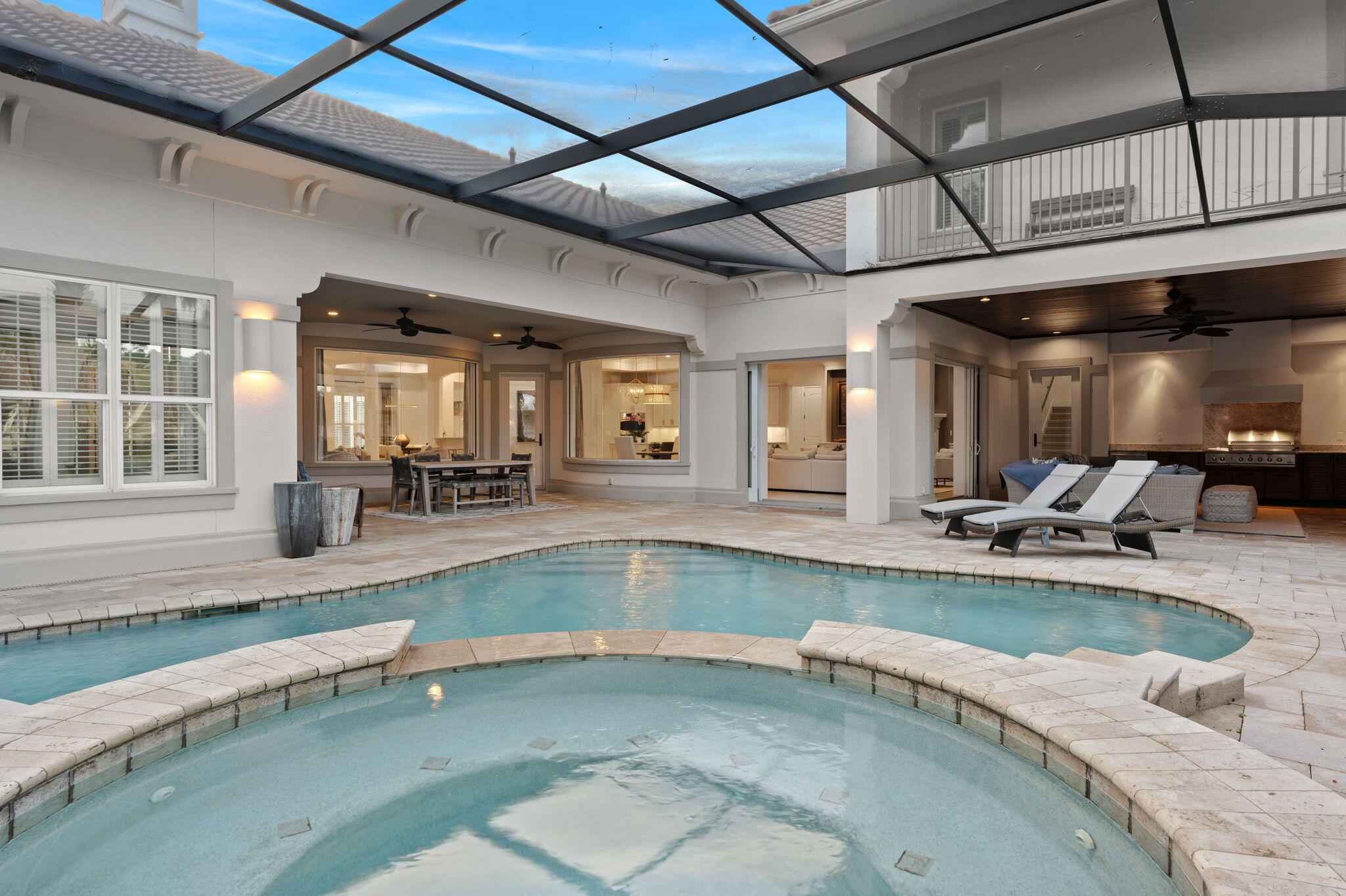 ISLAND GREEN - Residential