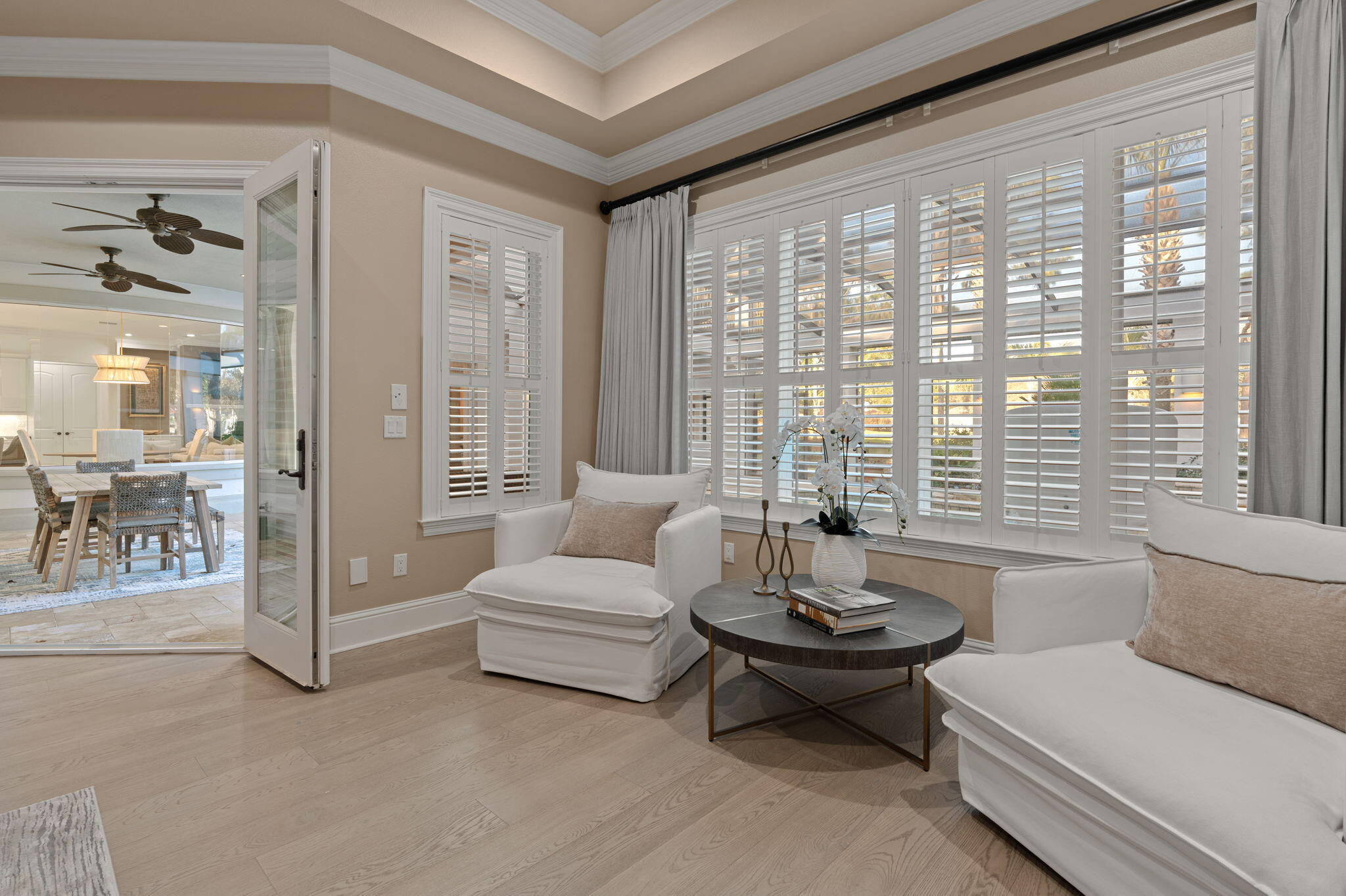 ISLAND GREEN - Residential